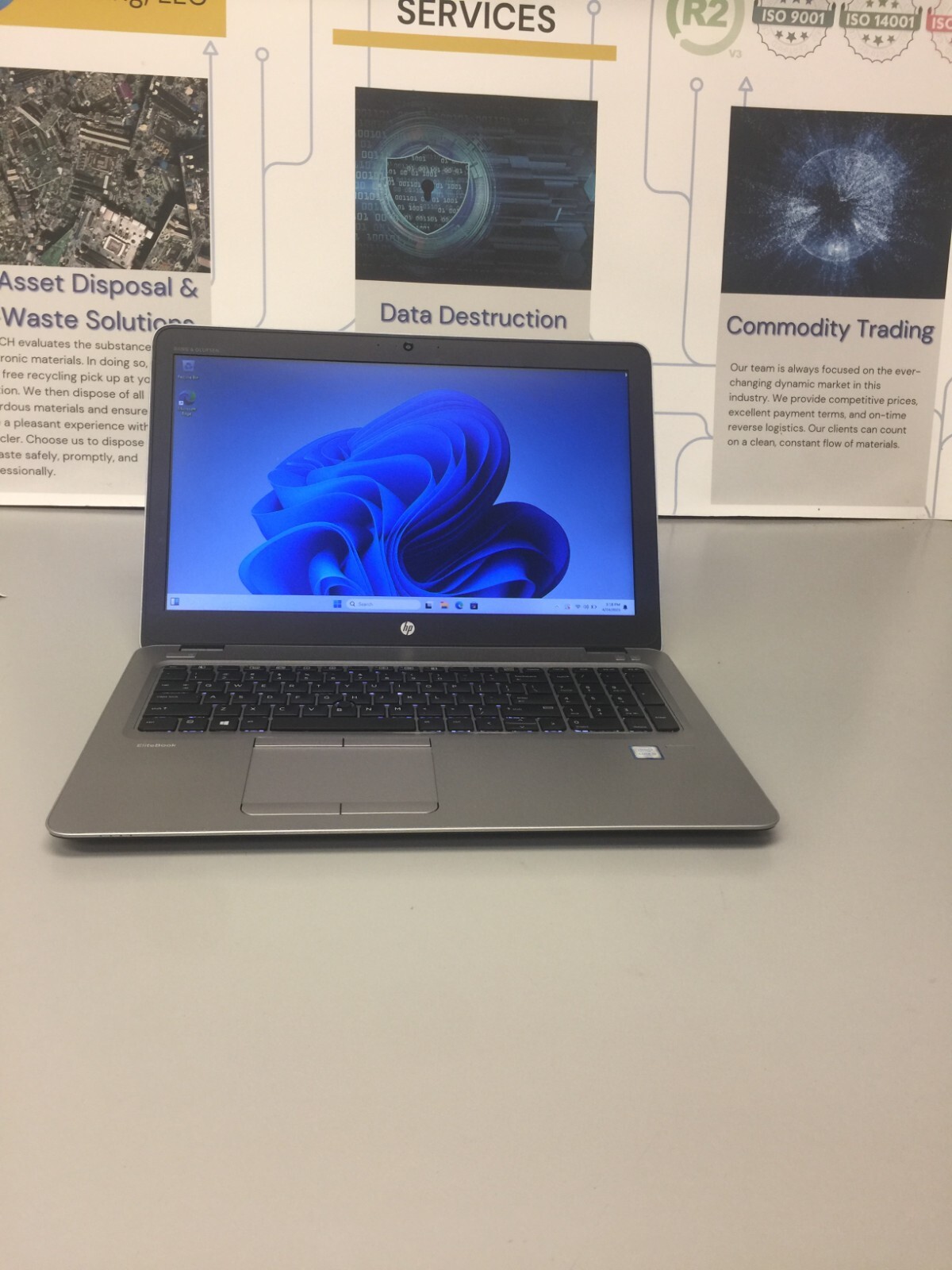 HP EliteBook 850 G3 15.6″ (256GB Core i5 6th gen 2.30GHz 16GB RAM WIN 11 PRO