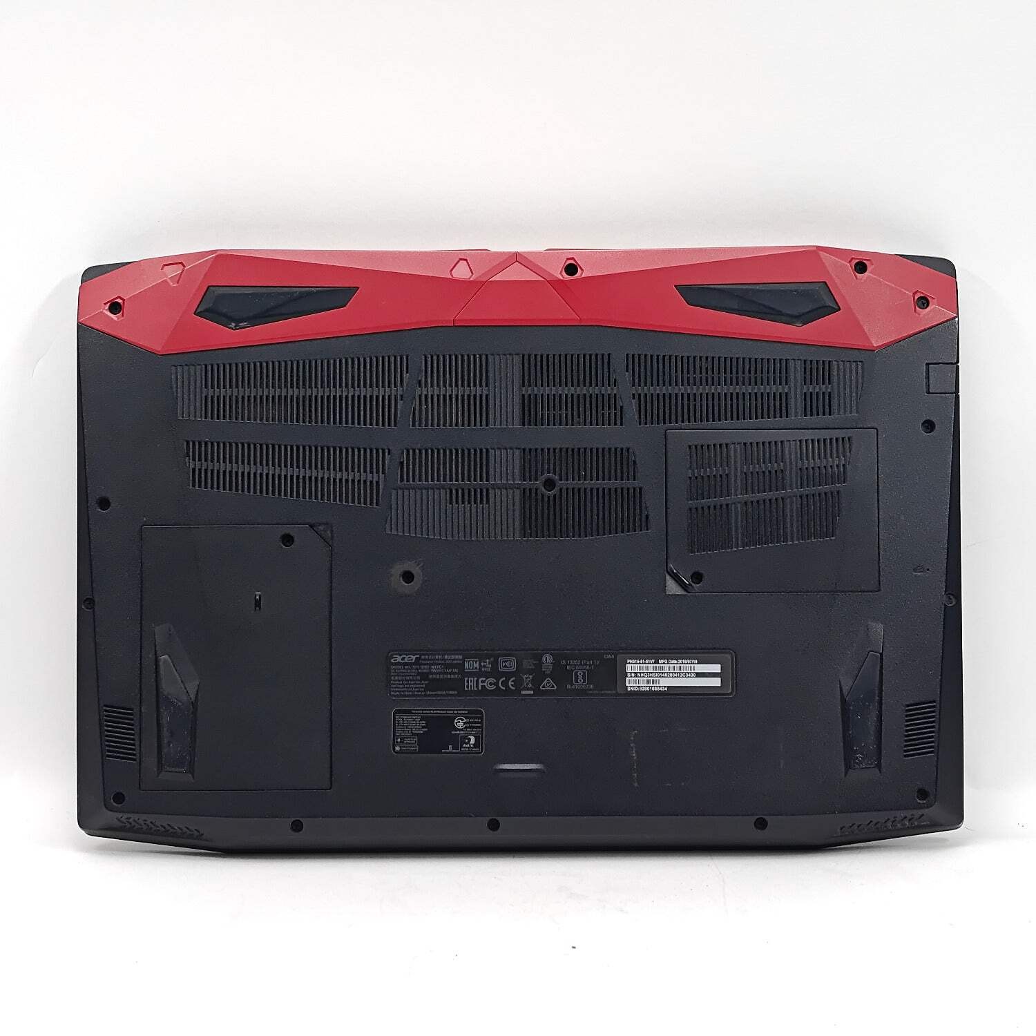 Broken Acer Predator Helios 300 PH315-51 i5-8300H 8GB RAM 256GB SSD GTX 1050 Ti