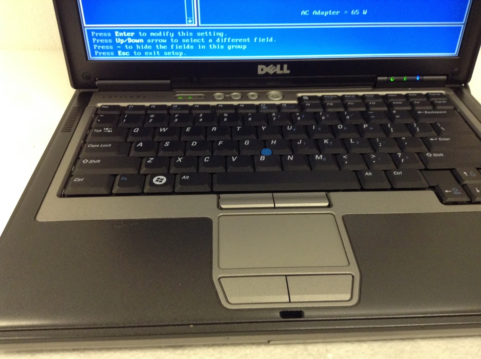 Dell Latitude D630 Laptop 14″ Core 2 Duo 2.2GHz 1GB DVD+RW WiFi FREE SHIPPING