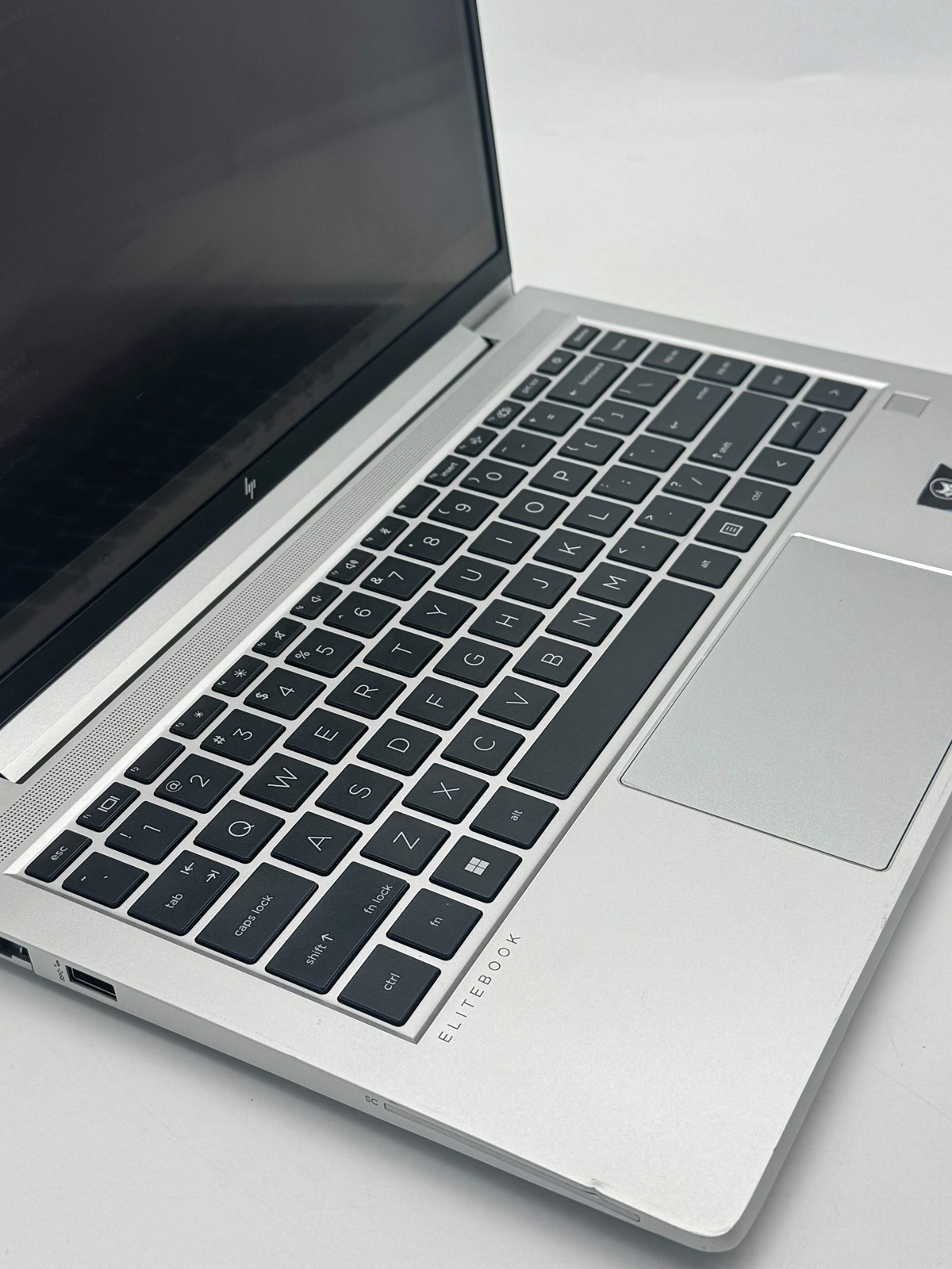 HP EliteBook 640 G10 14″ Core i5 13th Gen 8GB 256GB Silver Used