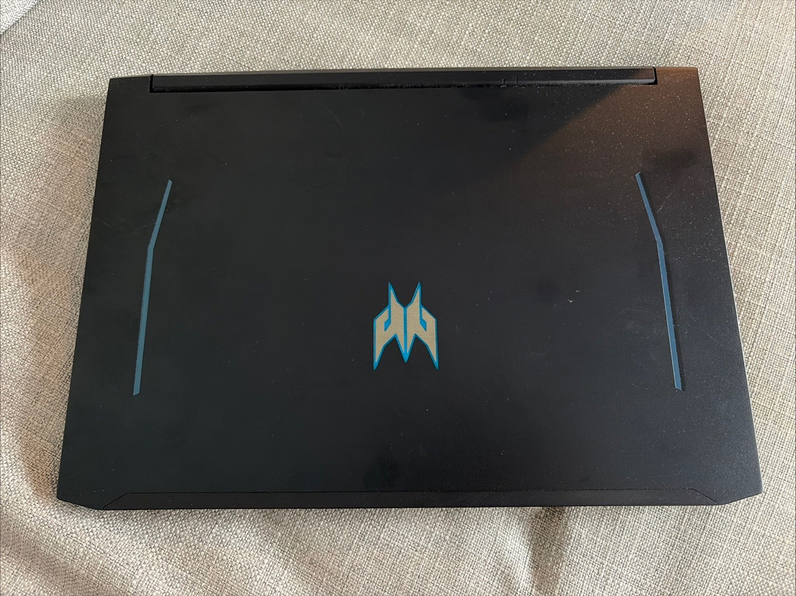 Acer Predator Helios 300 PH315-53-72XD Gaming Laptop for Parts or Repair