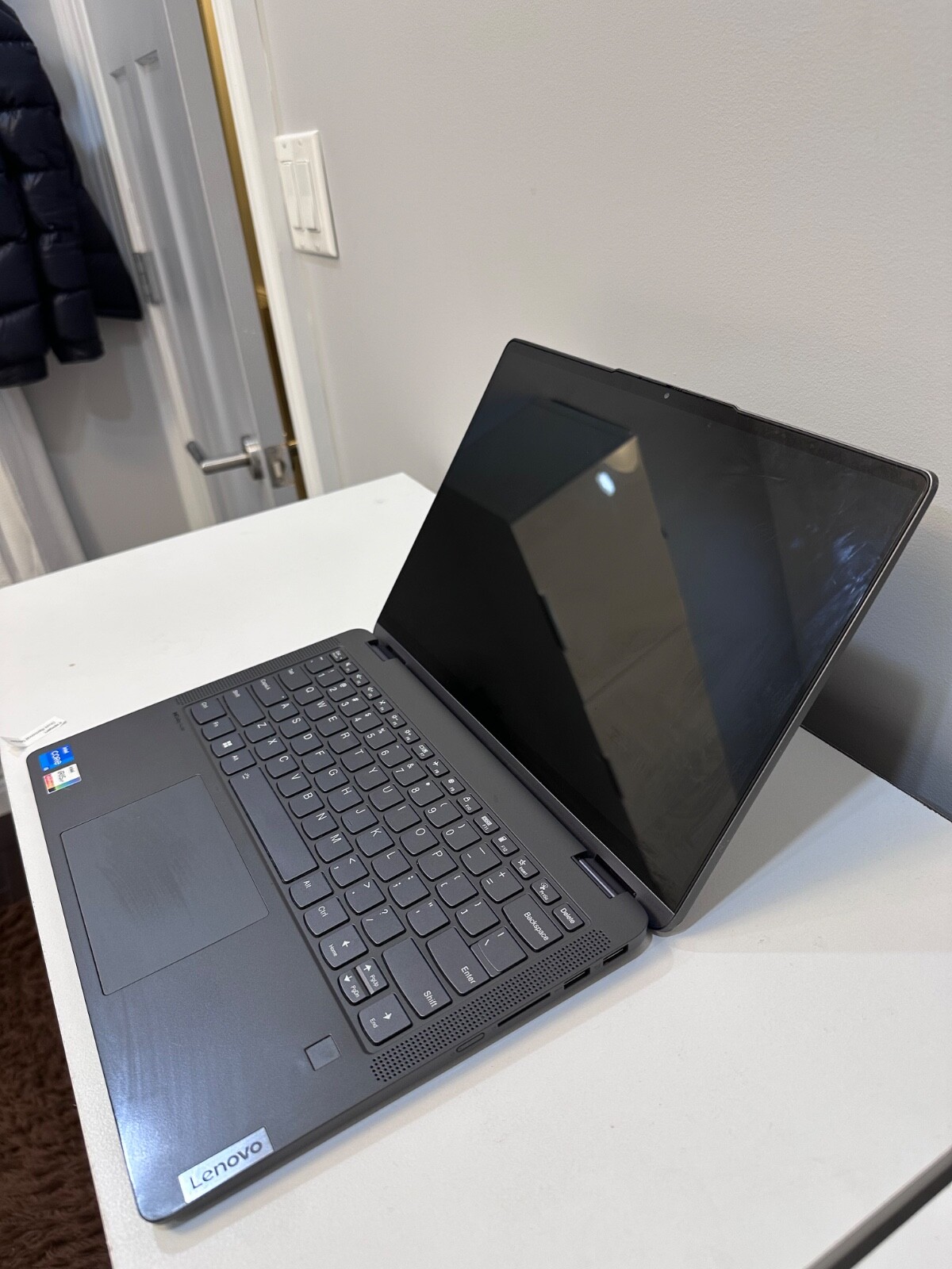 LENOVO YOGA 6 13ABR8 256Gb SSD, 8Gb RAM, AMD Ryzen 5 2.0GHz •Free Shipping!!!•