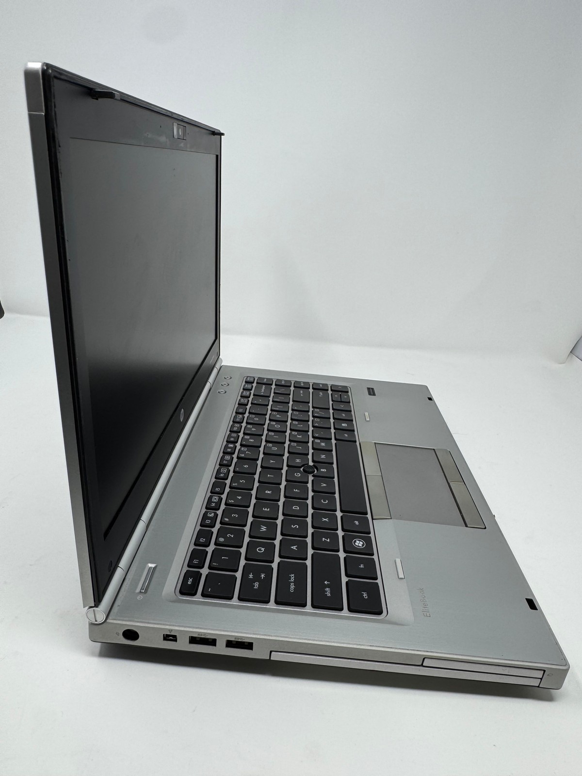 Hewlett-Packard HP EliteBook 8460p i5-2540M 4GB No HD