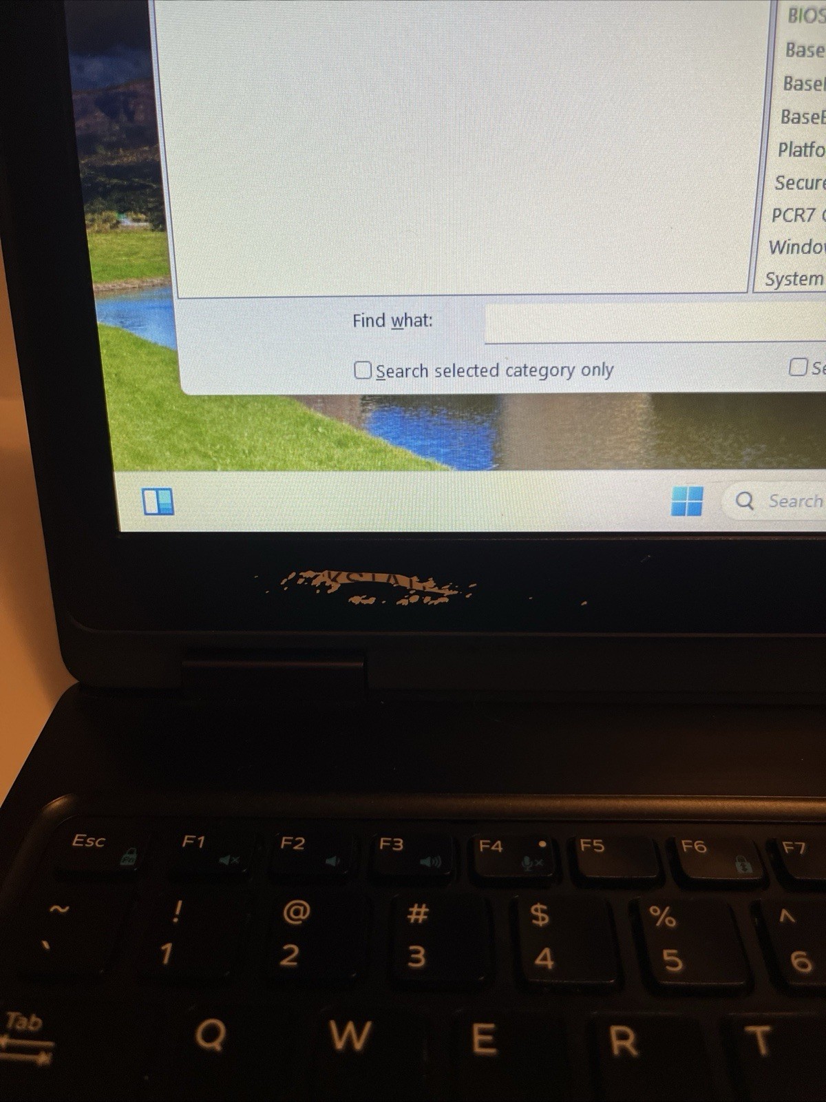 Dell Precision 3530 i5-8400H @ 2.50GHz 8/256GB Win11P UHD630 1366×768 15.5″ #051