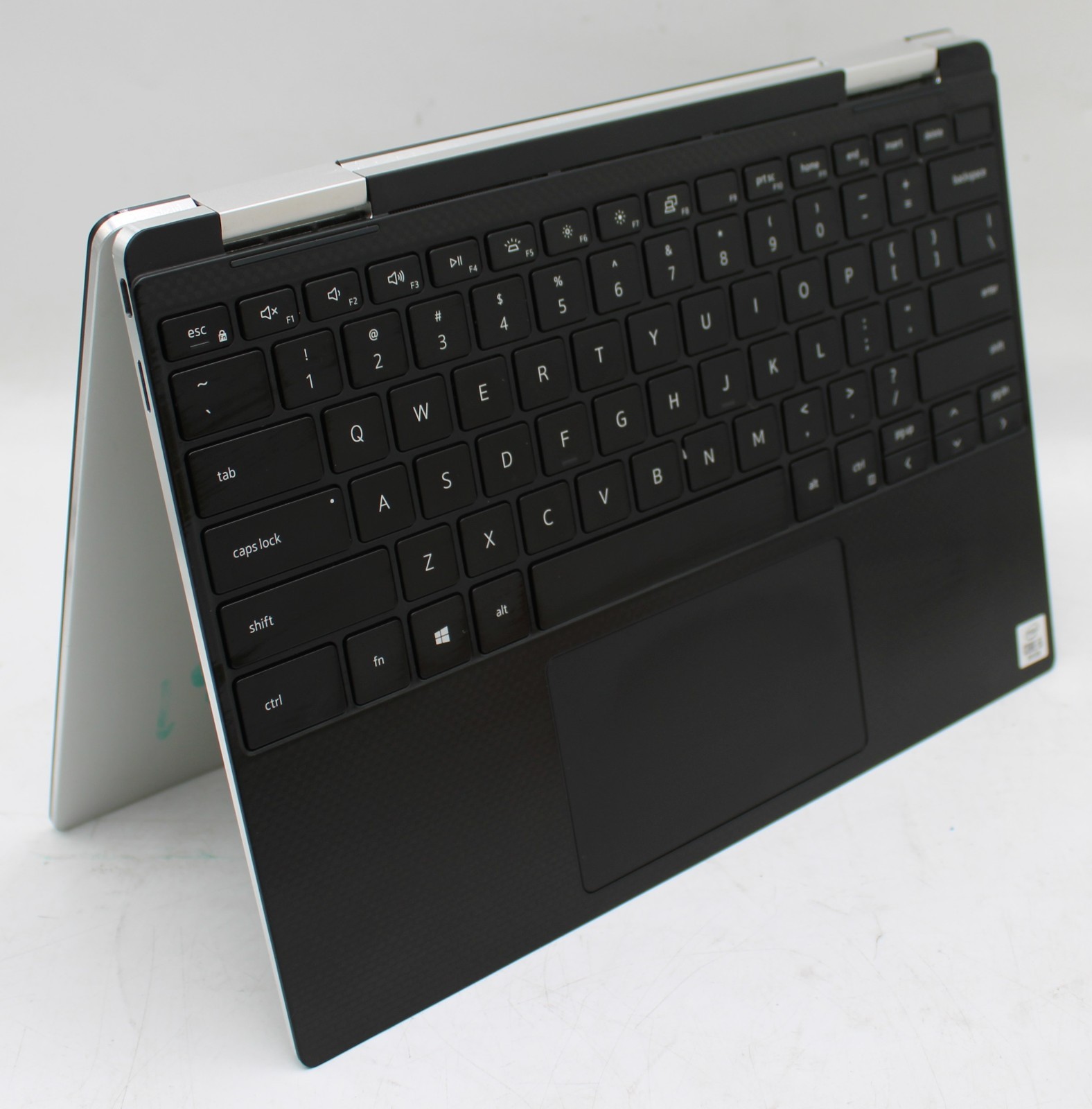 Dell XPS 13 7390 2-In-1 Touchscreen Laptop i5-1035G1 @ 1.00GHz 8GB RAM 256GB SSD