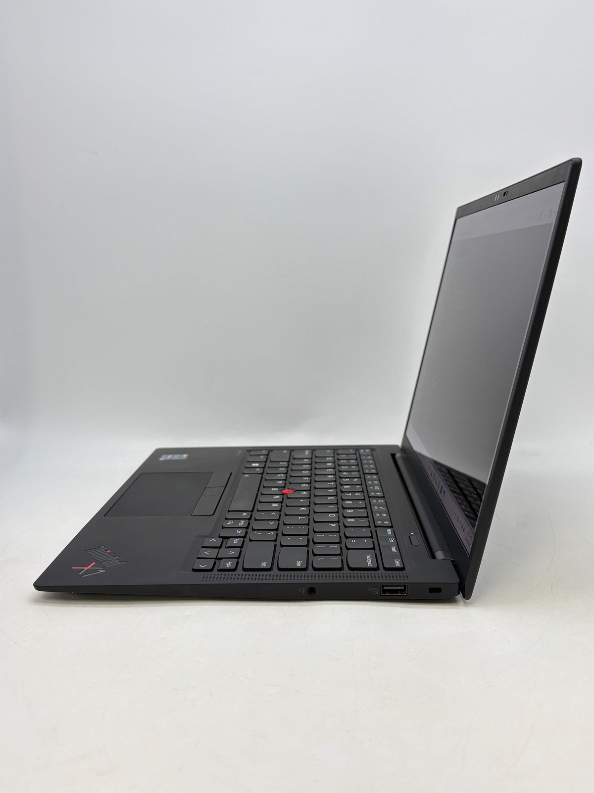 Lenovo ThinkPad X1 Carbon Gen 9 Intel Core i7-1185G7 16GB RAM 512GB SSD Black