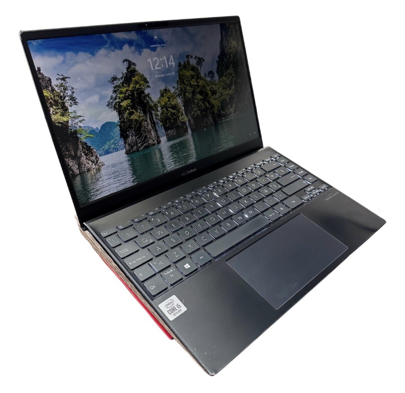 ASUS Zenbook 13.3 inch (256GB, Intel Core i5 10th Gen., 3.60GHz, 8GB)…