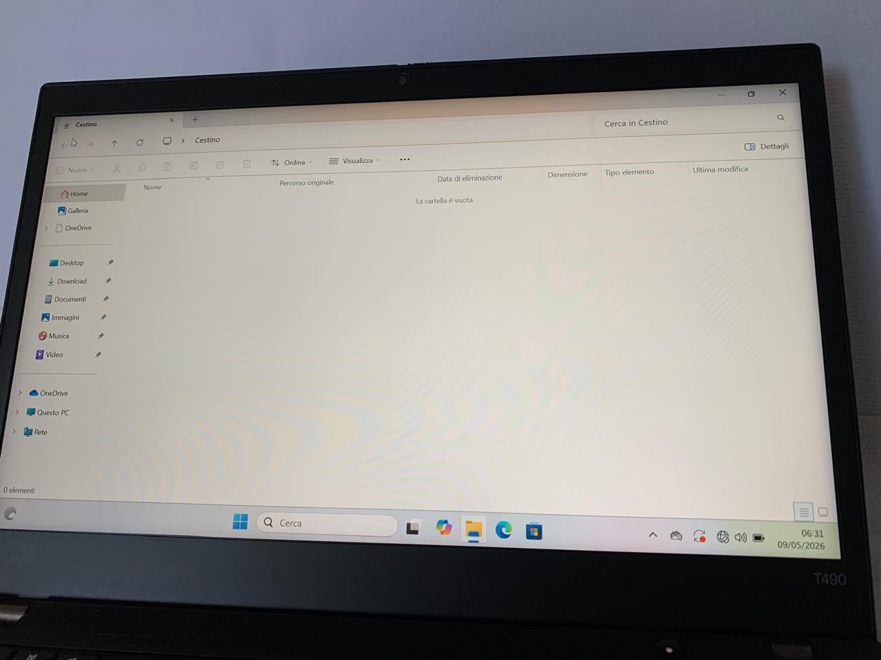 Lenovo ThinkPad T490 i5-8365U 16GB 1TB SSD 14.1” FHD IPS