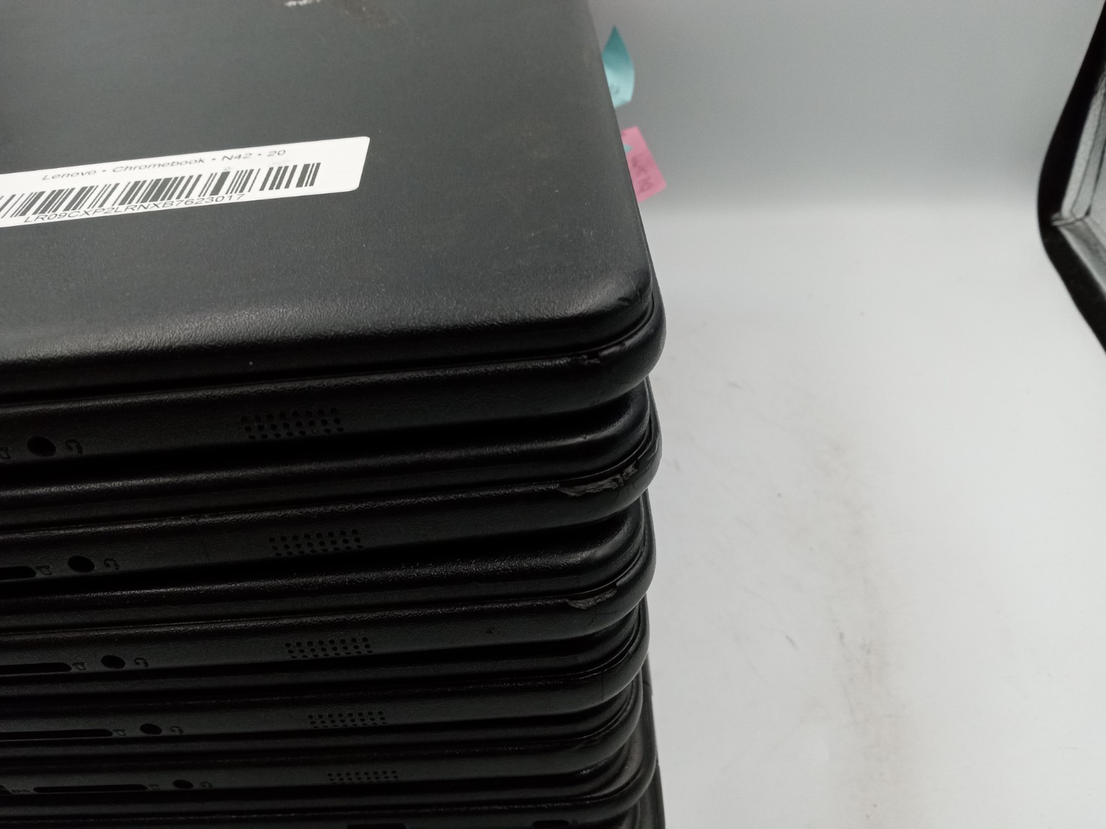 Lot of 8 – Lenovo N42-20 14″ Chromebook Laptops * FOR PARTS * VARIOUS ISSUES -RR
