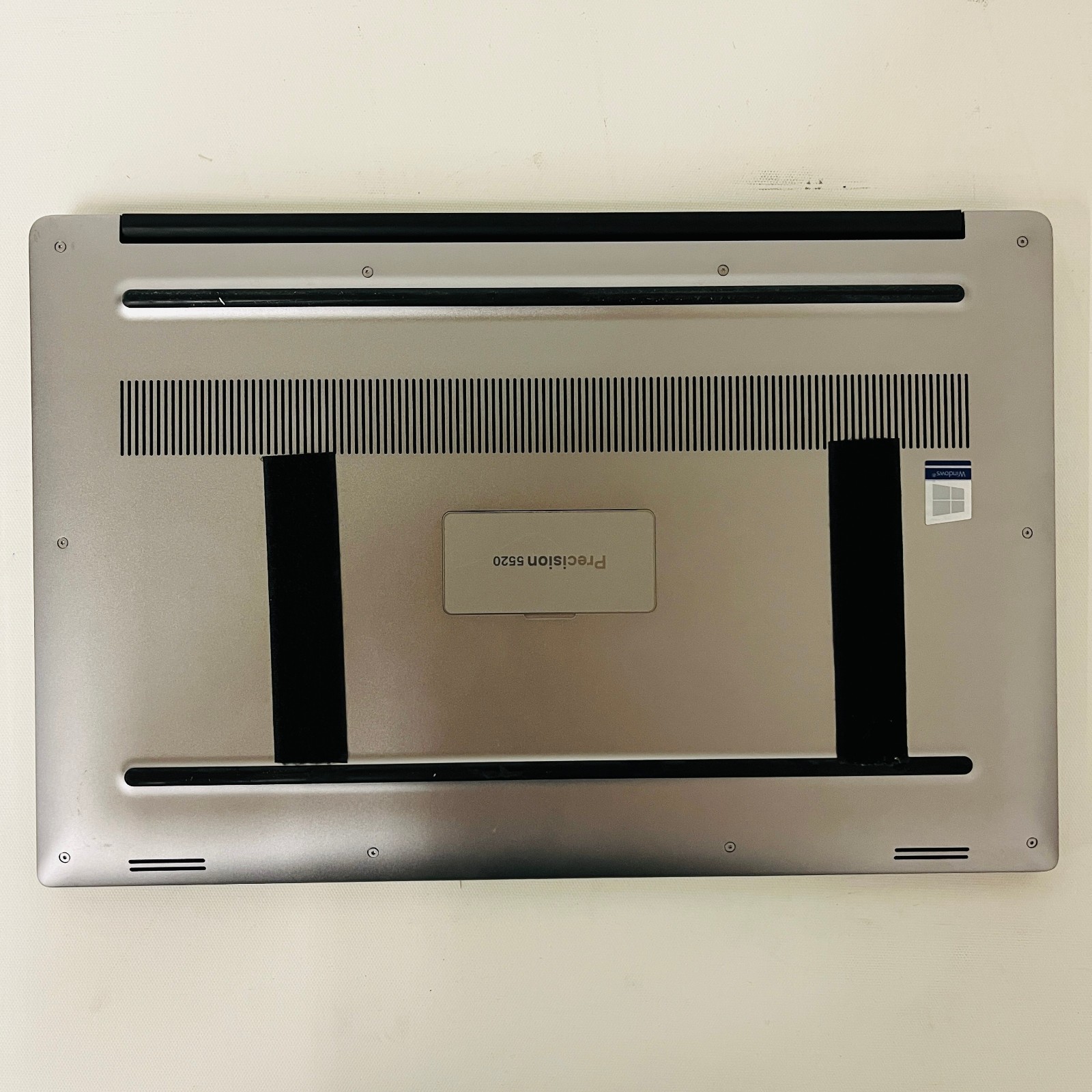 Dell Precision 5520 Xeon E3-1505M @3.00GHz | 500GB NVMe | 32GB RAM | No OS