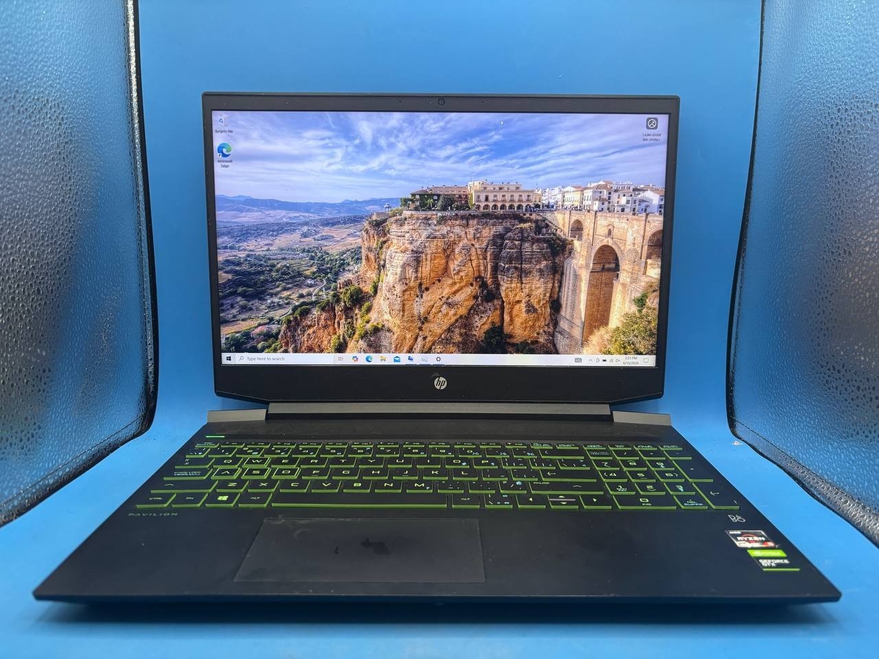 HP Pavilion Gaming Laptop Ryzen 5 4600H GTX 1050 8GB Ram 256GB SSD 1TB HDD PH9