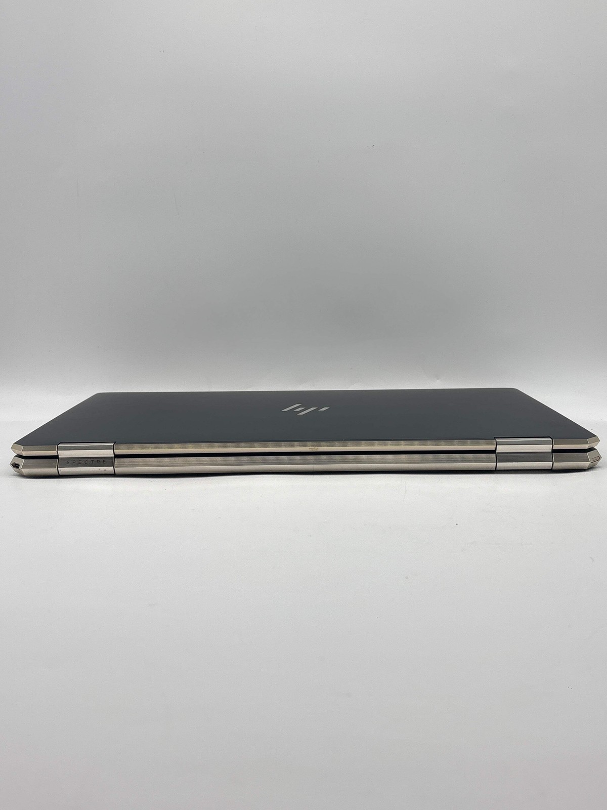 HP Spectre x360 15t-eb100 2-in-1 i7-1165G7 16GB RAM 256GB SSD Used