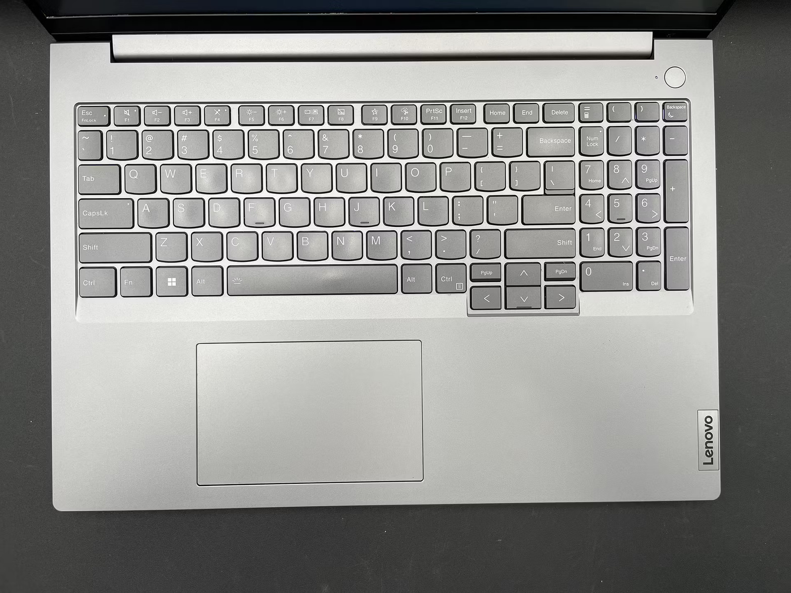 Lenovo ThinkBook 16 G6 IRL Used 16″ (i5-1335U-16GB-256 GB NVMe)