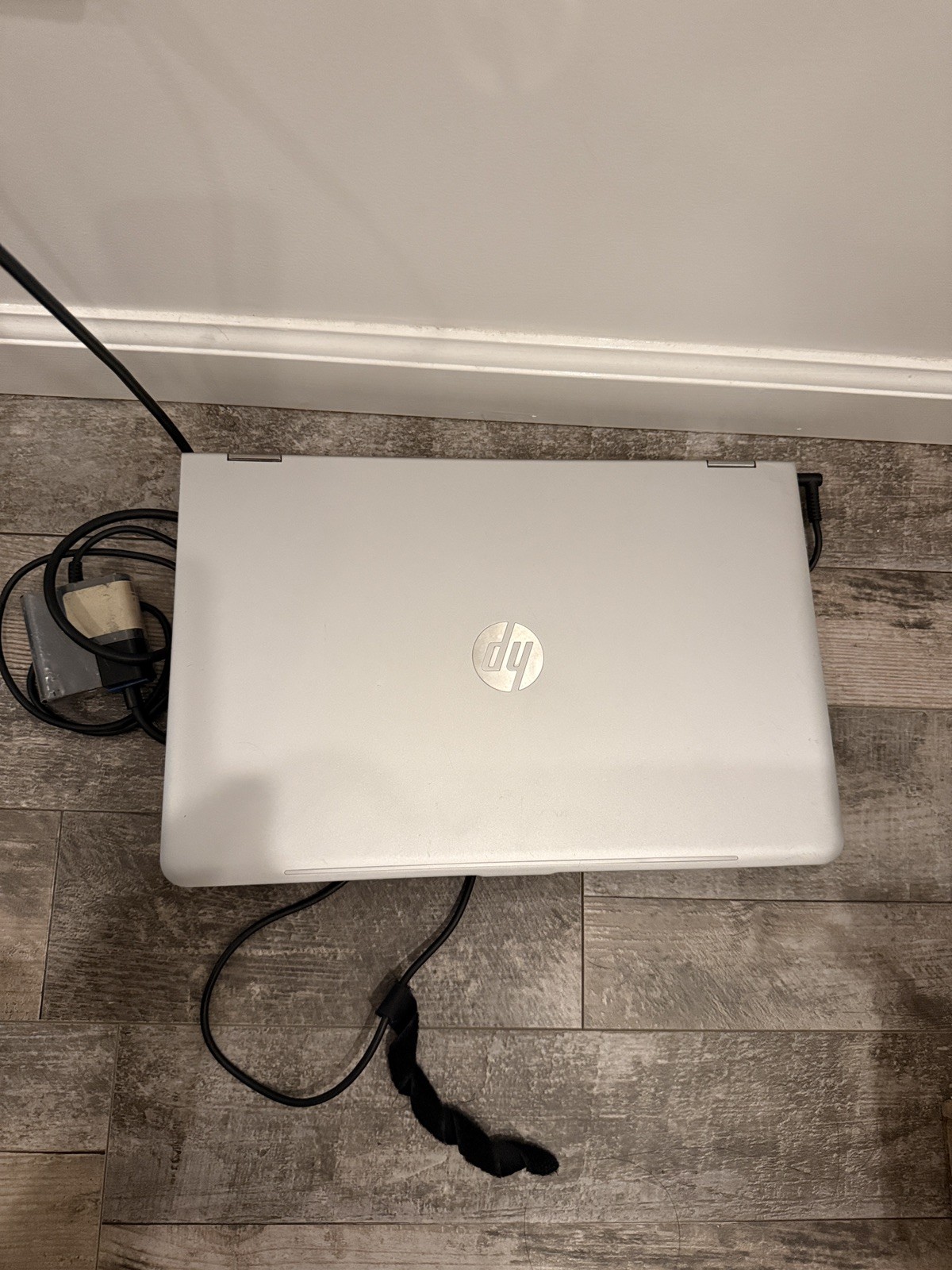 HP ENVY x360 m6-w105dx 15.6″ Touchscreen Convertible Laptop
