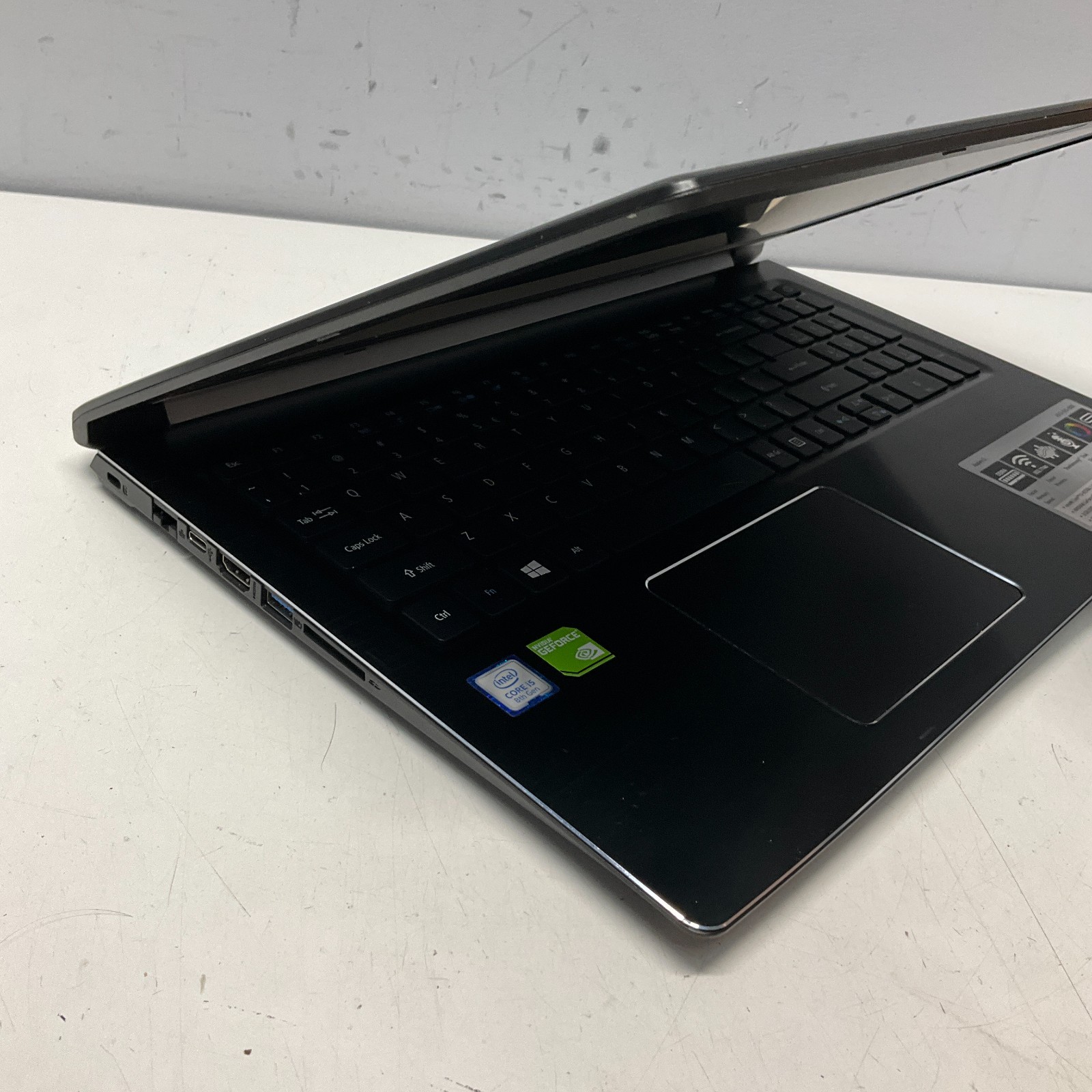 Acer Aspire A515-51G 15.6″ Intel i5-8250U 8GB 256GB SSD NVIDIA MX150 Windows 11