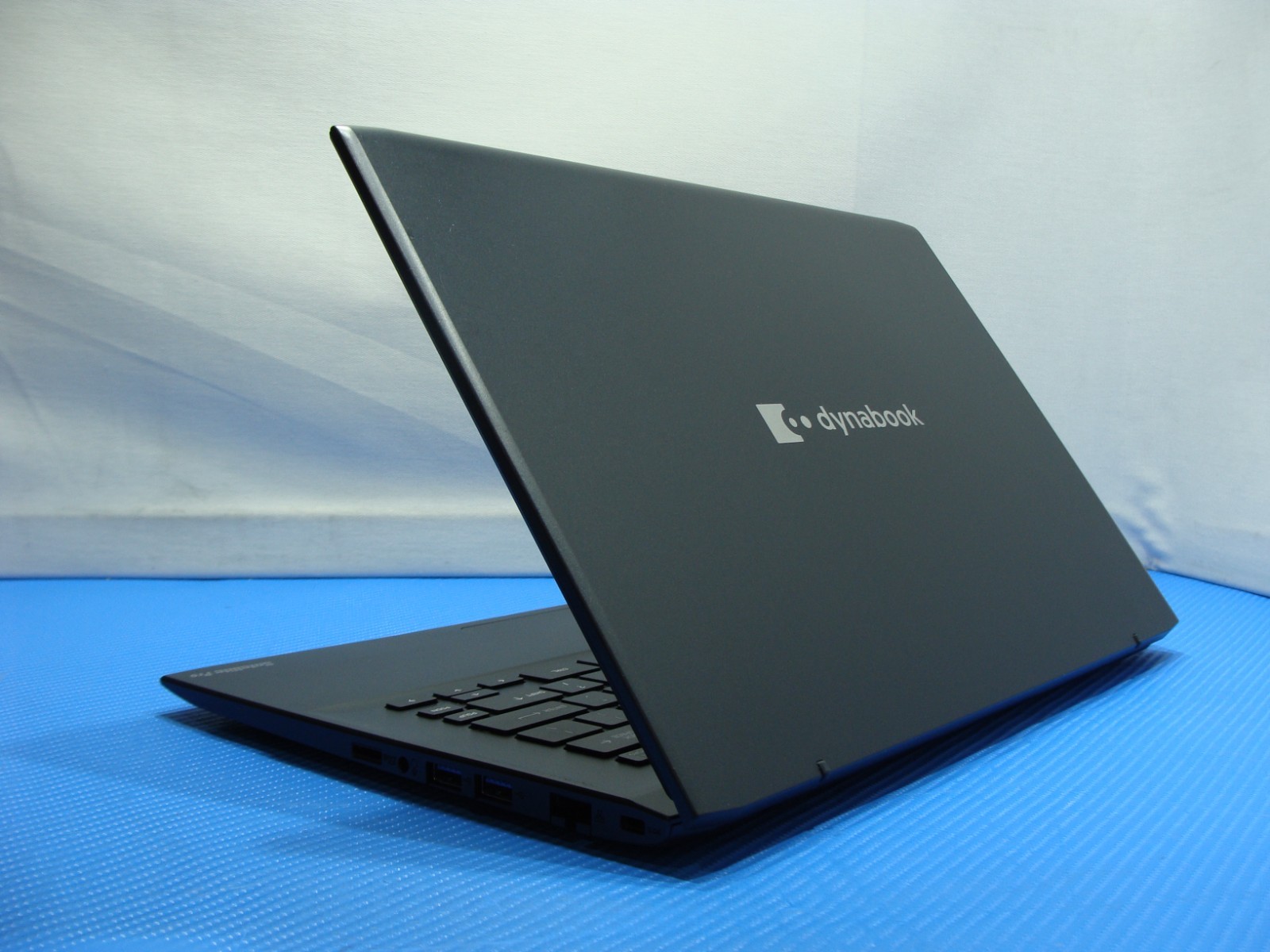 DynaBook Satellite Pro C40-K Intel Celeron 7305 1.1 Ghz 8GB 256GB SSD Win11P +PA