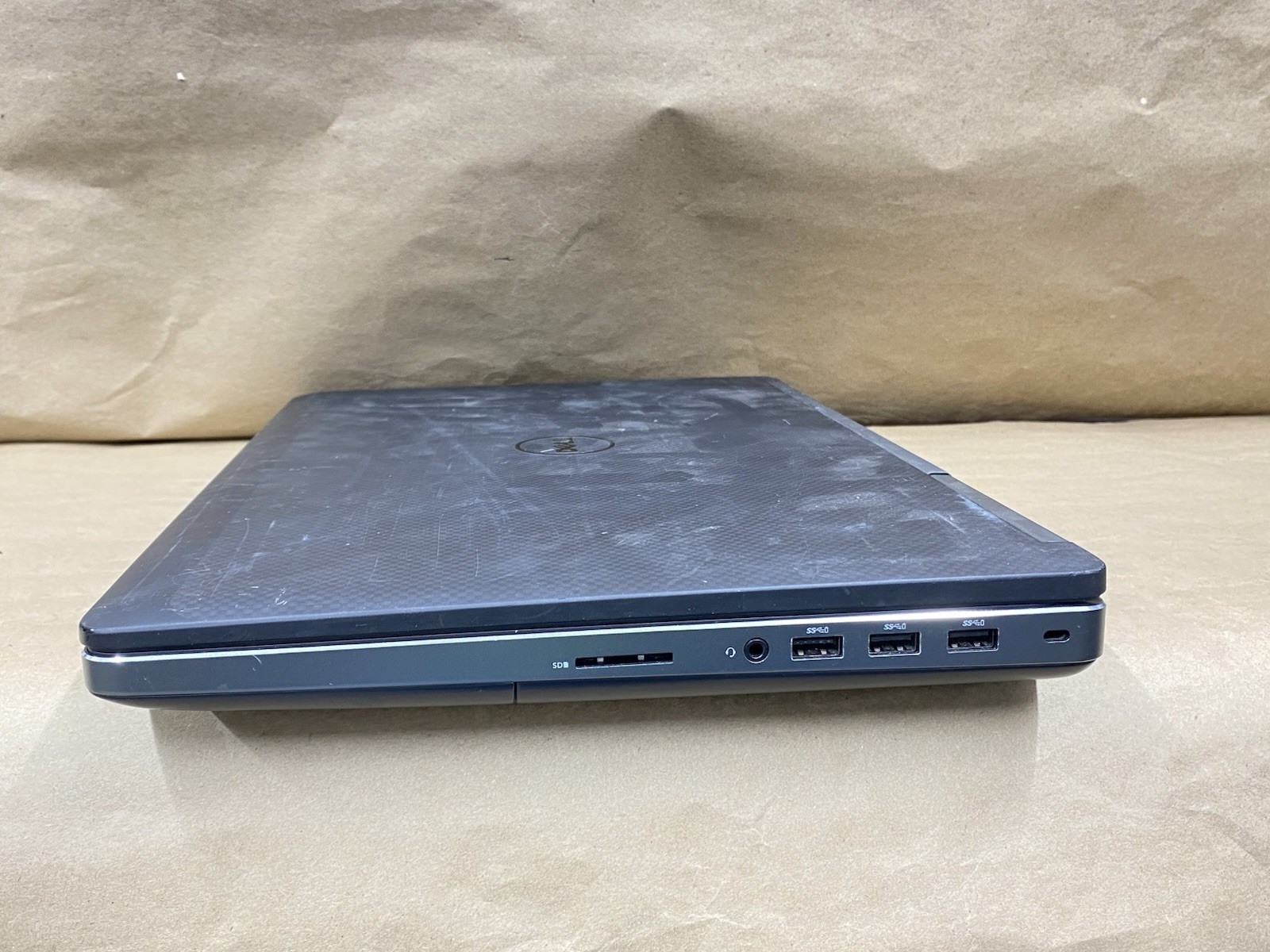 Dell Precision 7520 – FHD – Touch – E3-1545M – 16GB – 128GB – Win10 – READ