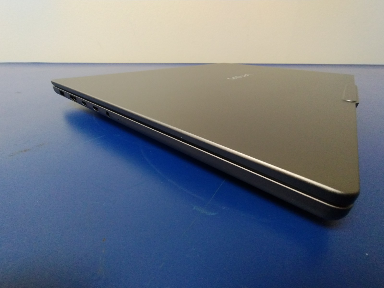 Lenovo IdeaPad Pro 5 16IAH10, Intel Core Ultra 9 285H, 32 GB RAM, 1 TB NVMe SSD