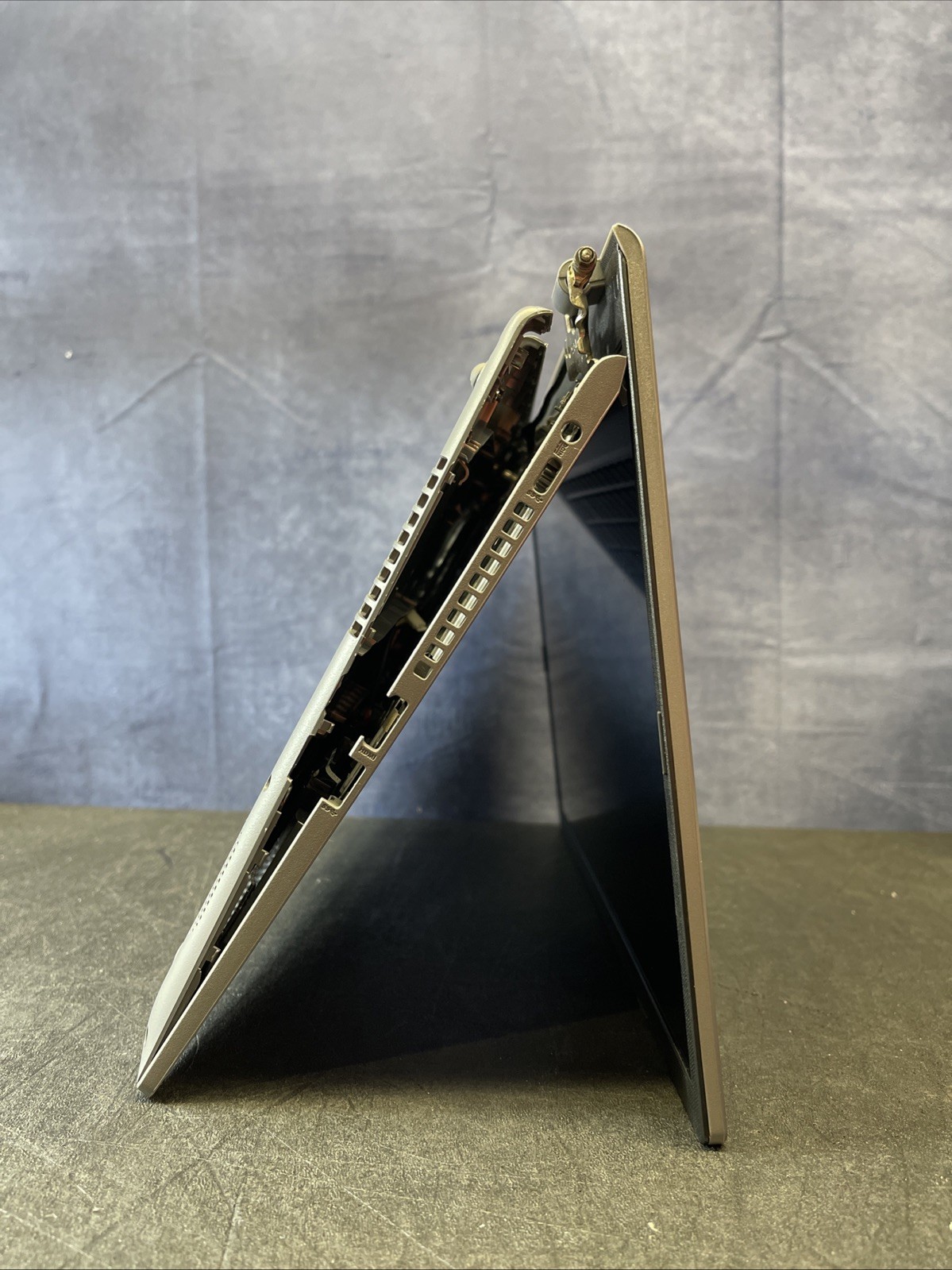 ASUS Vivobook M515UA Tested LCD Screen w/ Chassis & Battery – No Motherboard