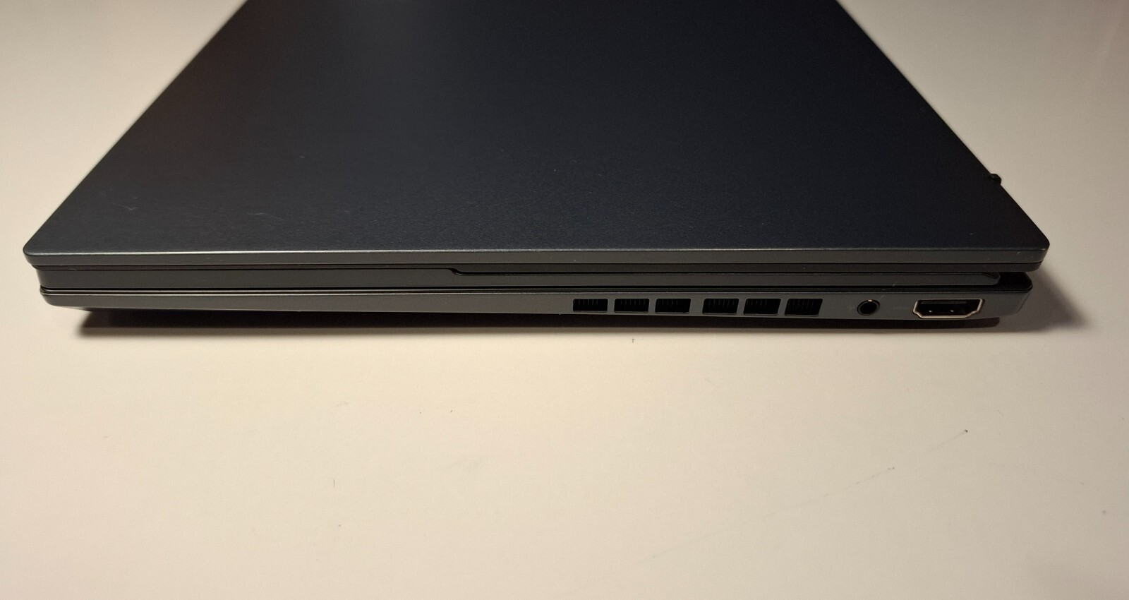 ASUS Zenbook Duo UX8406 14″ Dual 120Hz Core Ultra 9 185H 1.4GHz 32GB RAM 1TB SSD