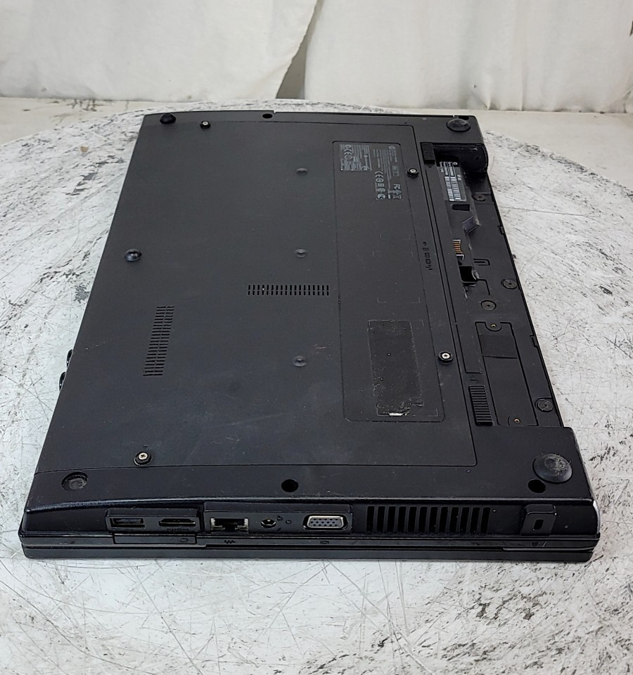 HP 625 XT961UT#ABA Laptop AMD ATHLON II P340 DUAL-CORE 4GB 320GB SEE NOTES