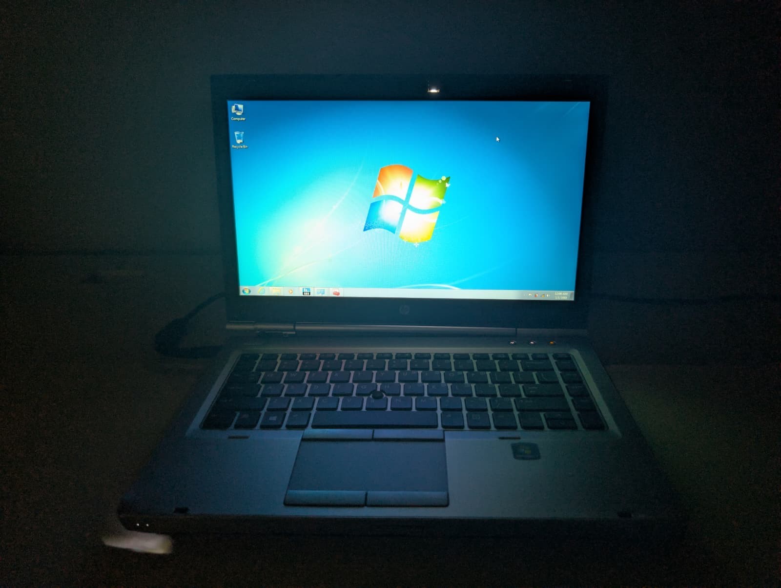 HP EliteBook 8470P | i7 3rd Gen 4GB RAM 320GB HDD | HD Windows 7 Pro 32-Bit