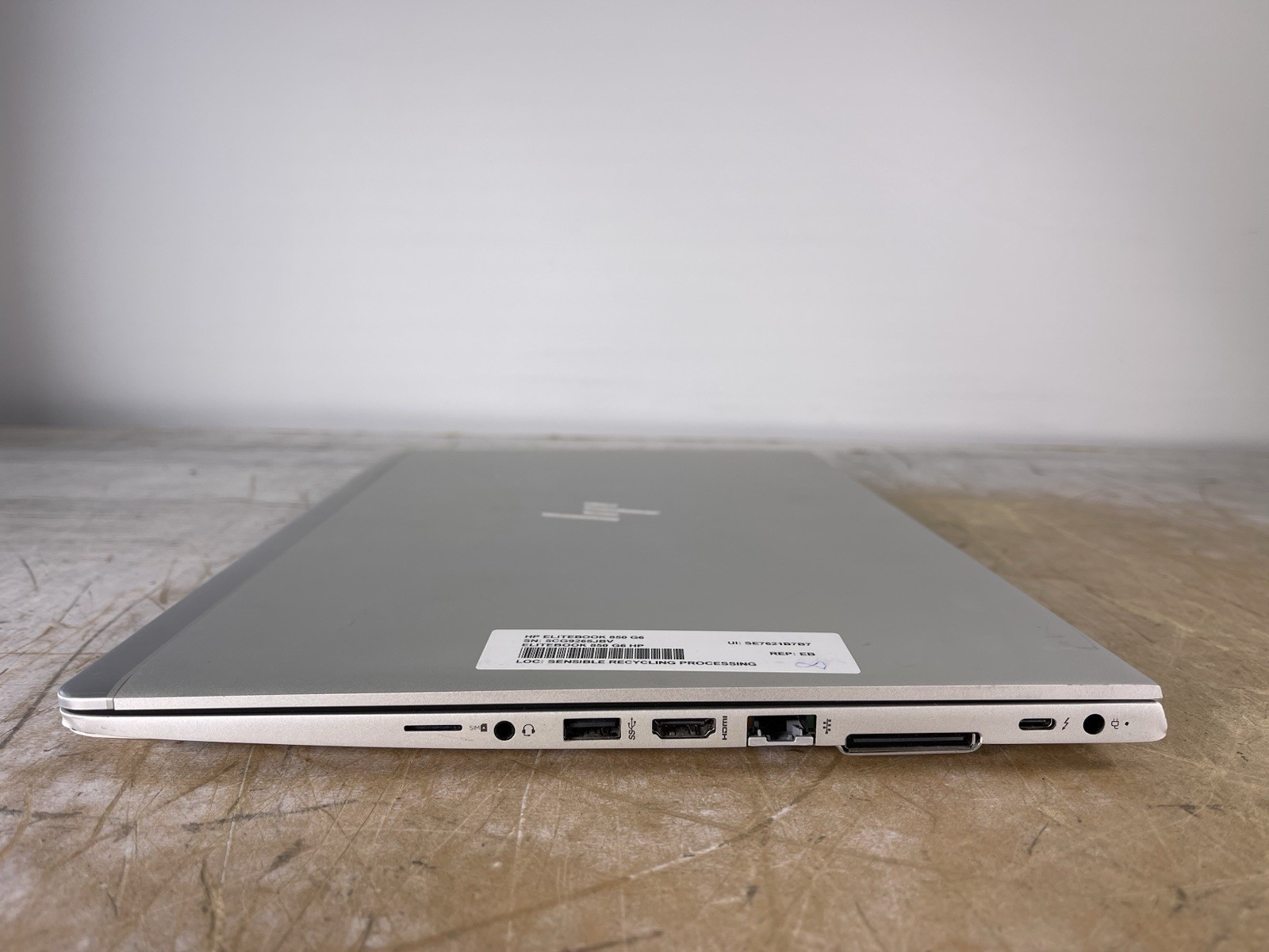 HP ELITEBOOK 850 G6 i7-8565U @ 1.80GHz, 8GB RAM, NO HDD/OS – (FOR PARTS)