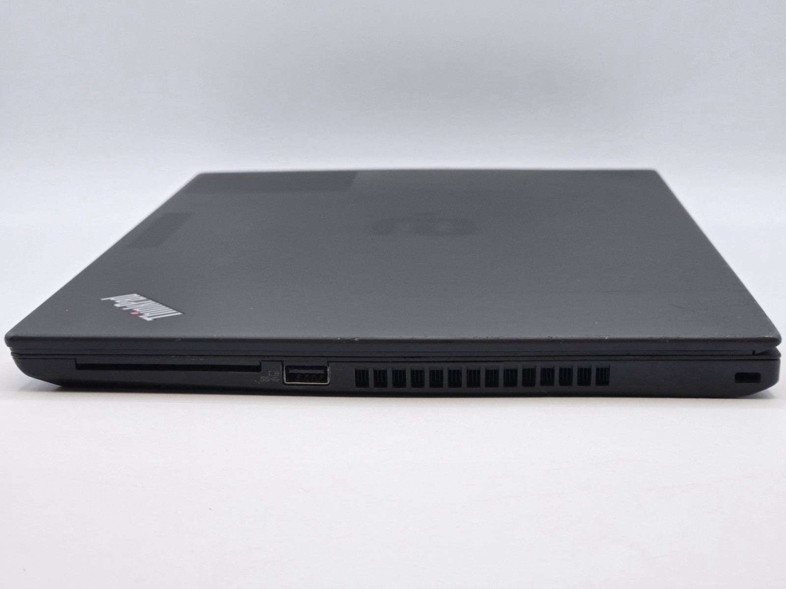 Lenovo ThinkPad T14 Gen 2 14″ FHD I7-1185G7 512GB 16GB W11P Webcam Backlit IRCam