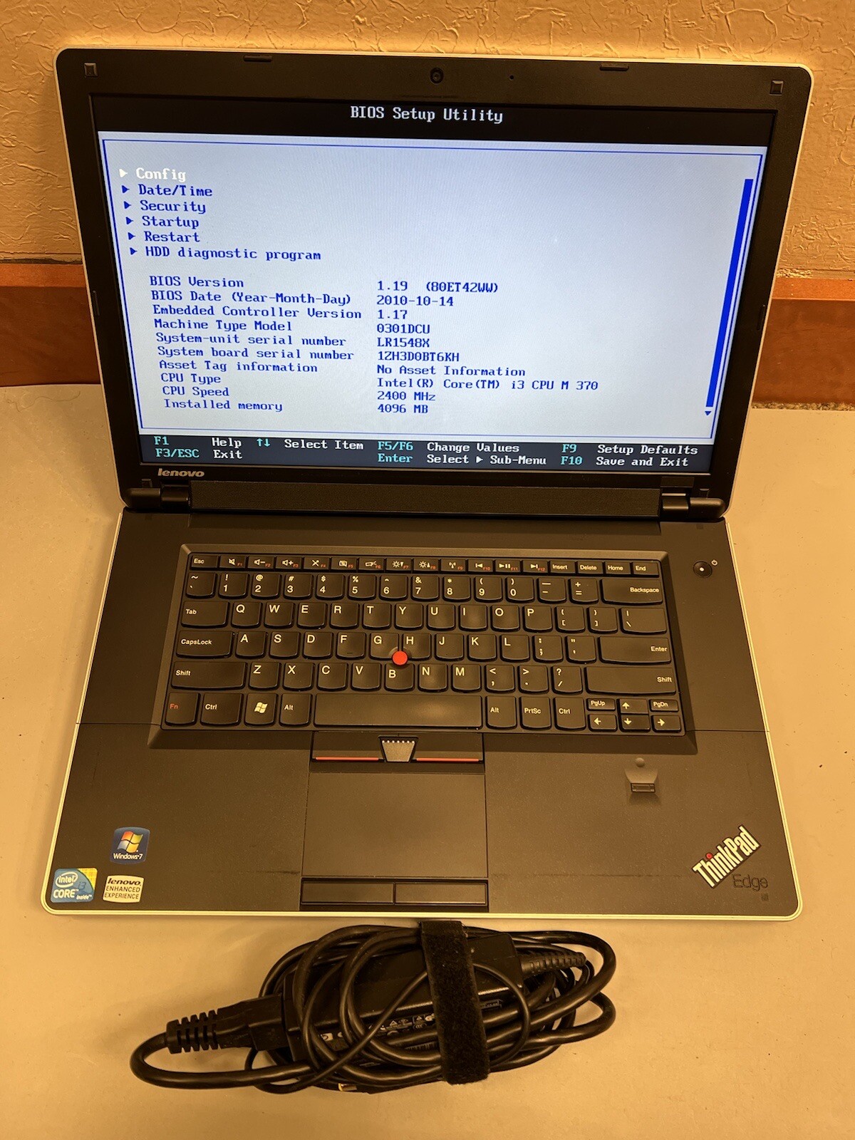 LENOVO THINKPAD EDGE 15 15.6″ Intel Core i3 M370 2.40GH 4GB RAM 500GB HDD WEBCAM