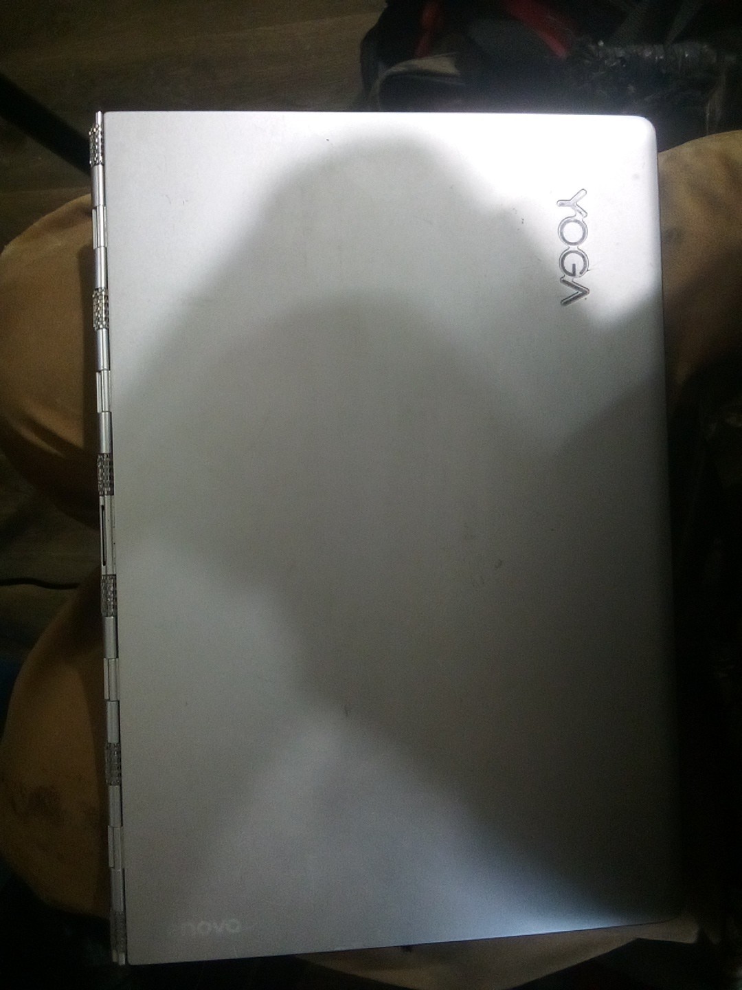 Lenovo Yoga 900-13ISK 2-in-1 I7 6th Gen, 16GB RAM, 512GB SSD, Windows 11, Touch