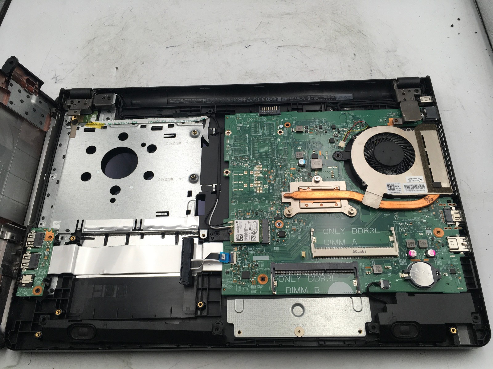 DELL LATITUDE 3558 – BOOTS TO BIOS – INTEL I3 5015U – NO RAM – READ DESCRIP – BB