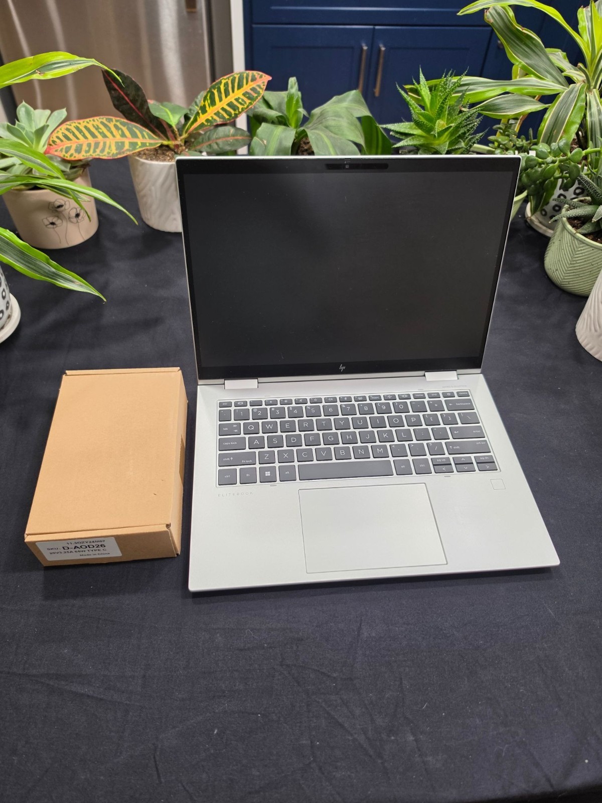 HP Elite x360 1040 G9 14″ 2-in-1 Touch i7-1265U 16GB 1TB NVMe SSD 4G LTE Win 11