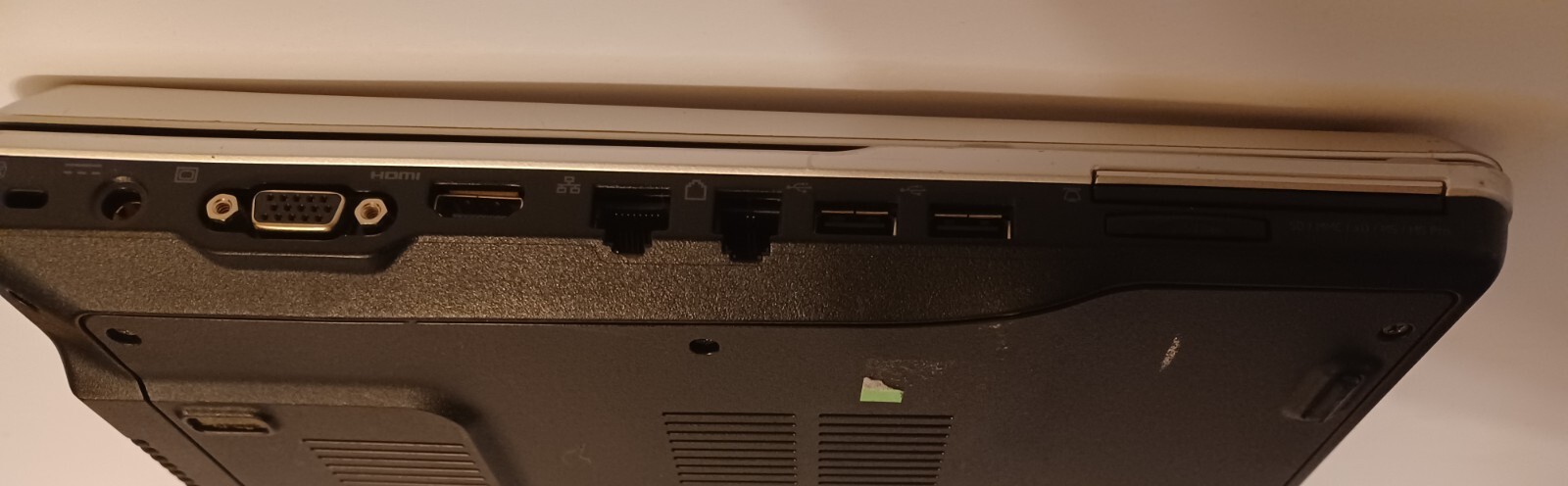Gateway Model AJ2 15.8in Intel Duo T6400 2.00GHz 4GB Ram No OS/HDD Parts/Repair