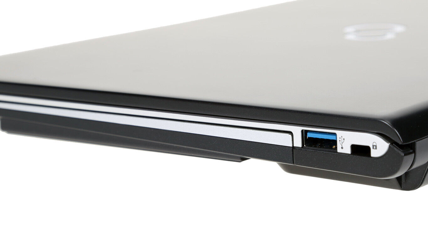 Fujitsu LifeBook S936 13.3″ i5-6200U Max 2.80GHz FullHD with WebCam Win 10Pro