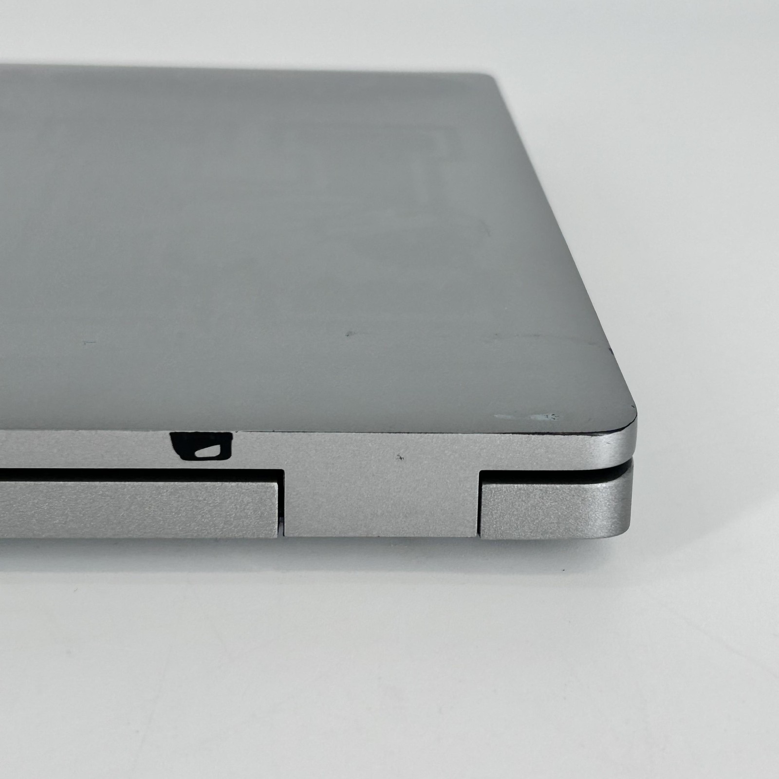 Dell Latitude 5430 14 Gray FHD 1.3 GHz i5-1235U 16GB 512GB SSD Good