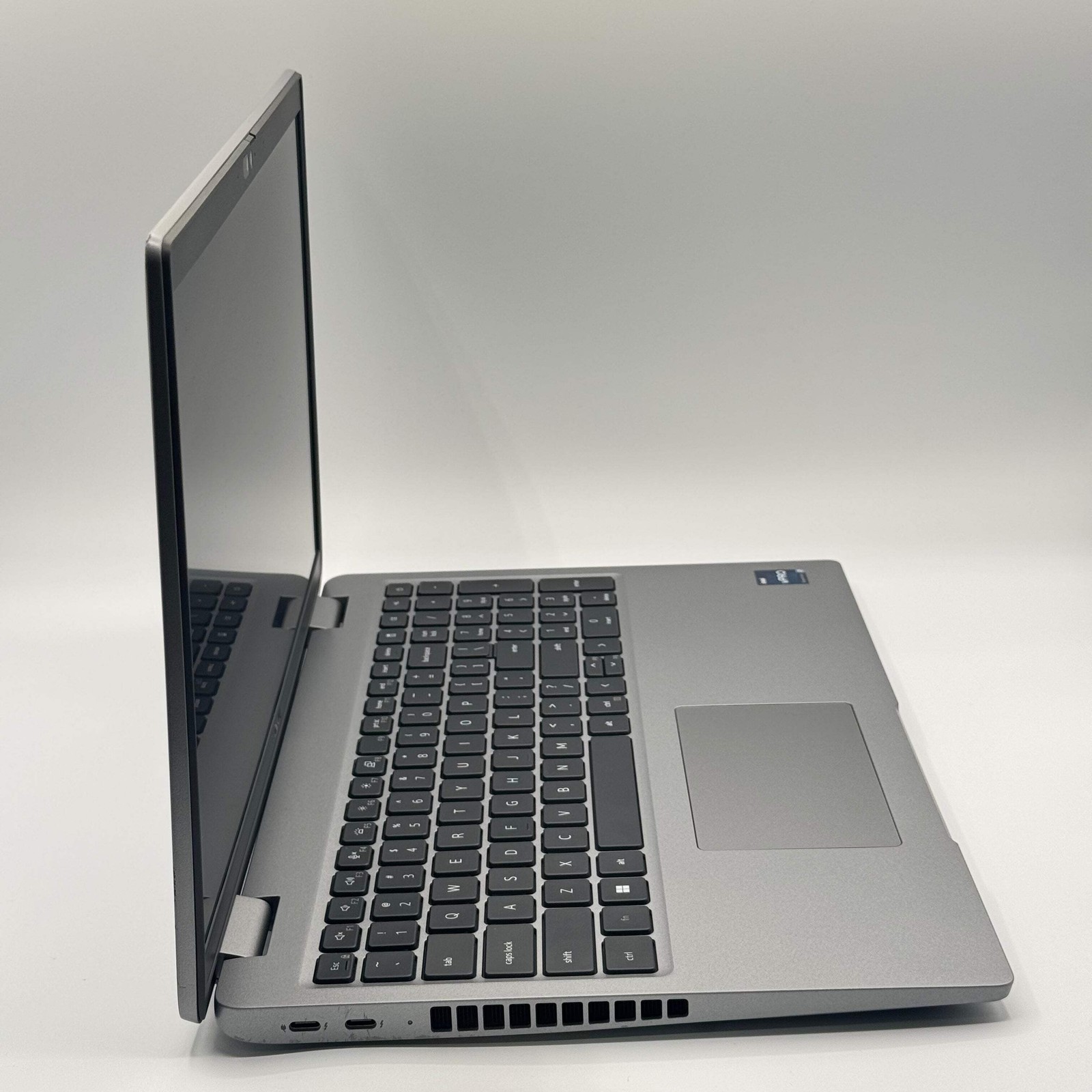 Dell Latitude 5540 14-inch i7 13th Gen 16GB 500GB Laptop Silver
