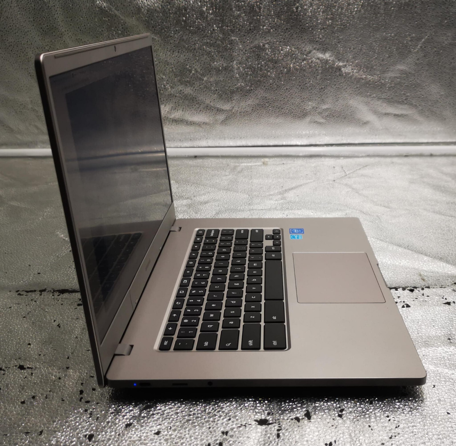 Samsung Chromebook XE350XBA Laptop 15.6″ 4GB Ram 32GB Chrome OS