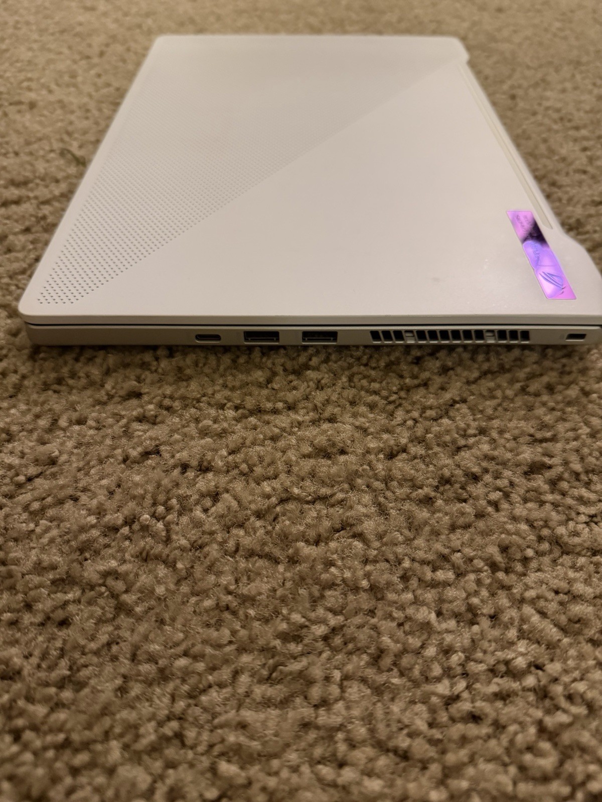 Asus ROG Zephyrus G14 GA401 14 FHD 144hz Ryzen 9 5900HS 16GB Ram 1TB RTX 3060