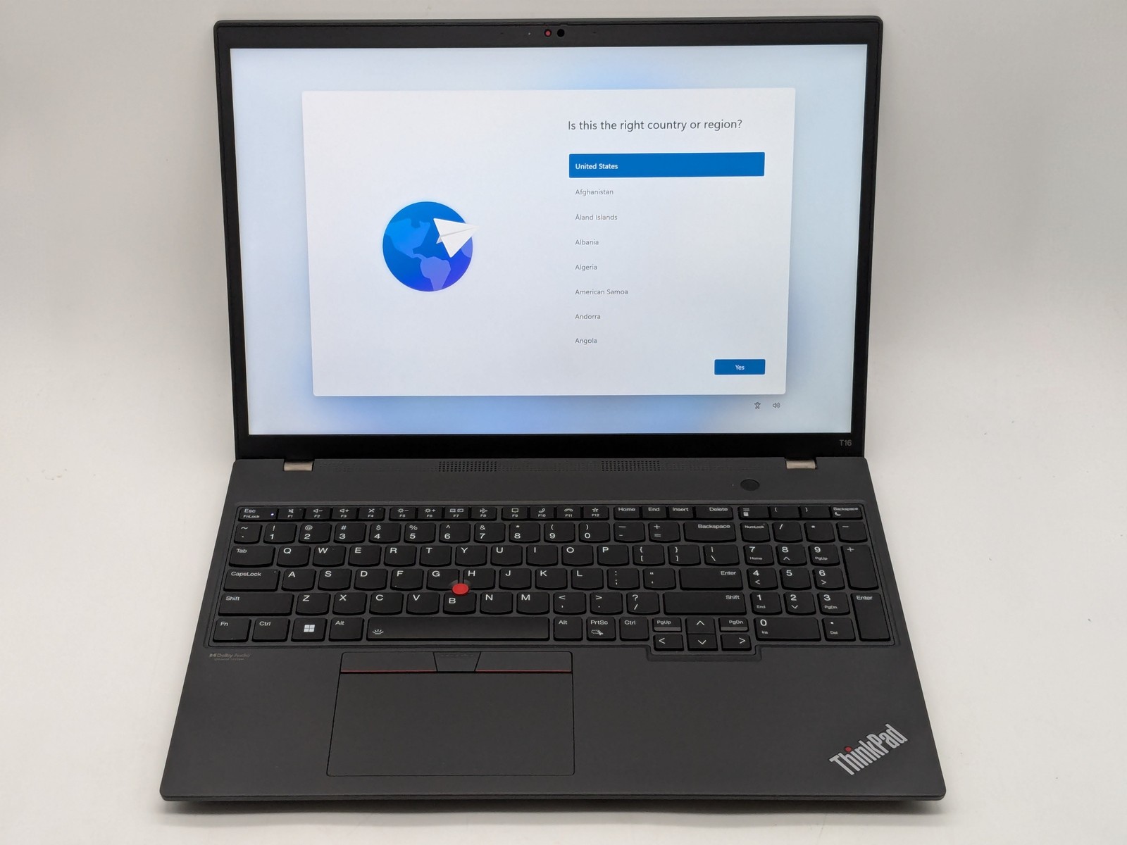 Lenovo ThinkPad T16 Gen 1 16″ FHD+ I7-1260P 512GB 16GB W11P Backlit FP Reader