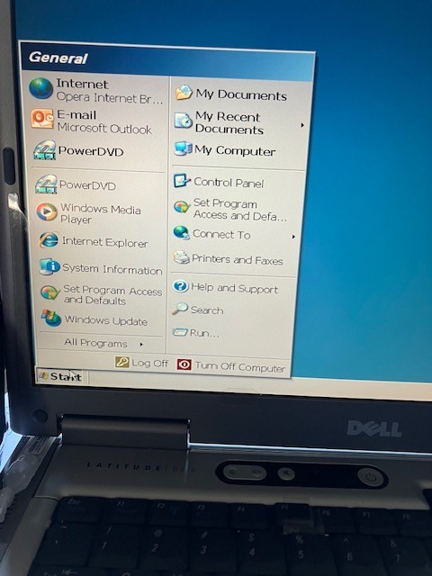 Dell Laptop Latitude D810 Battery Adapter RW DVD Windows XP Pro For Parts-Works!