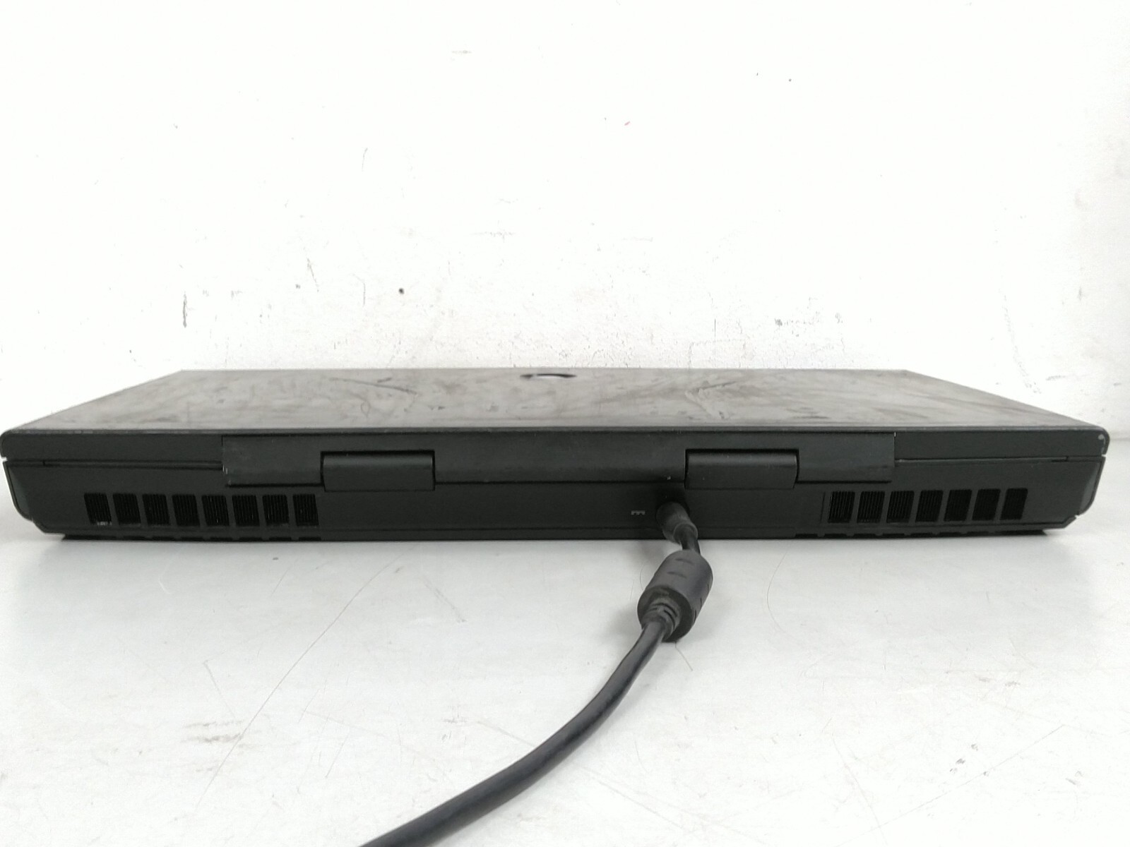 Dell Alienware M17xR3 17.3” i7-2760QM 2.4ghz 12gb ram 1TB Charger*READ CYC46R1