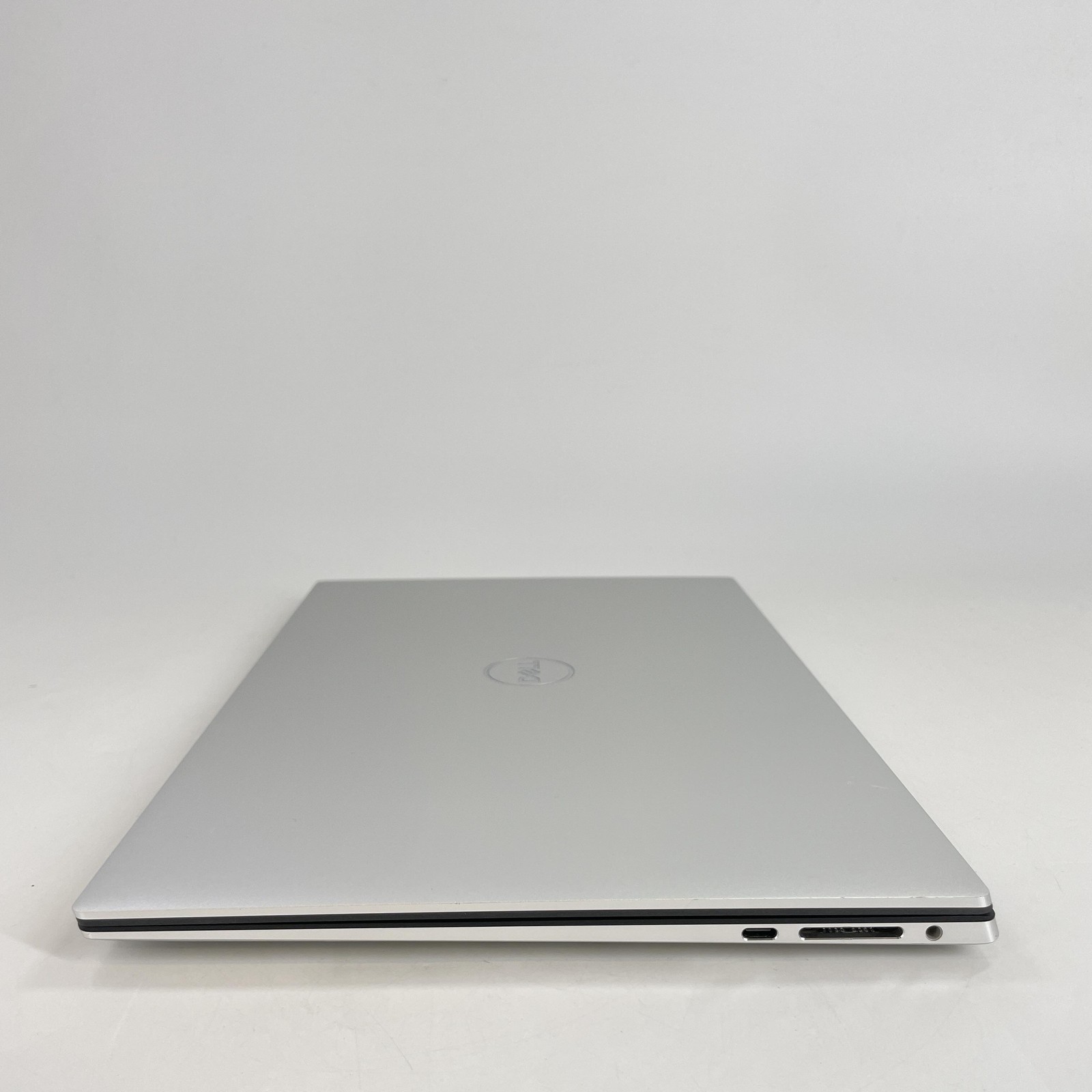 Dell XPS 15 9520 QHD+ TOUCH 2.5 GHz i9-12900HK 16GB 1TB SSD RTX 3050 Ti Good