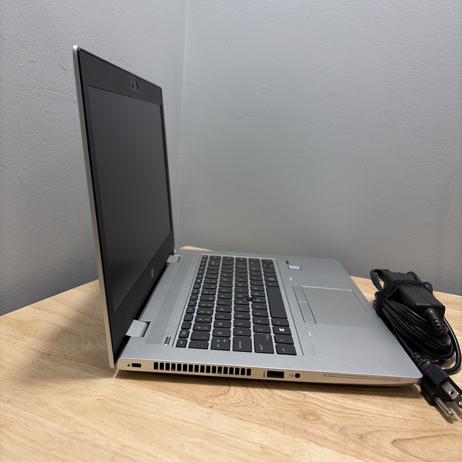 HP ProBook 640 G4 15″ CORE i5-8250U 1.60GHZ , 16GB, 256GB WCAM WIFI WIN11 CORD
