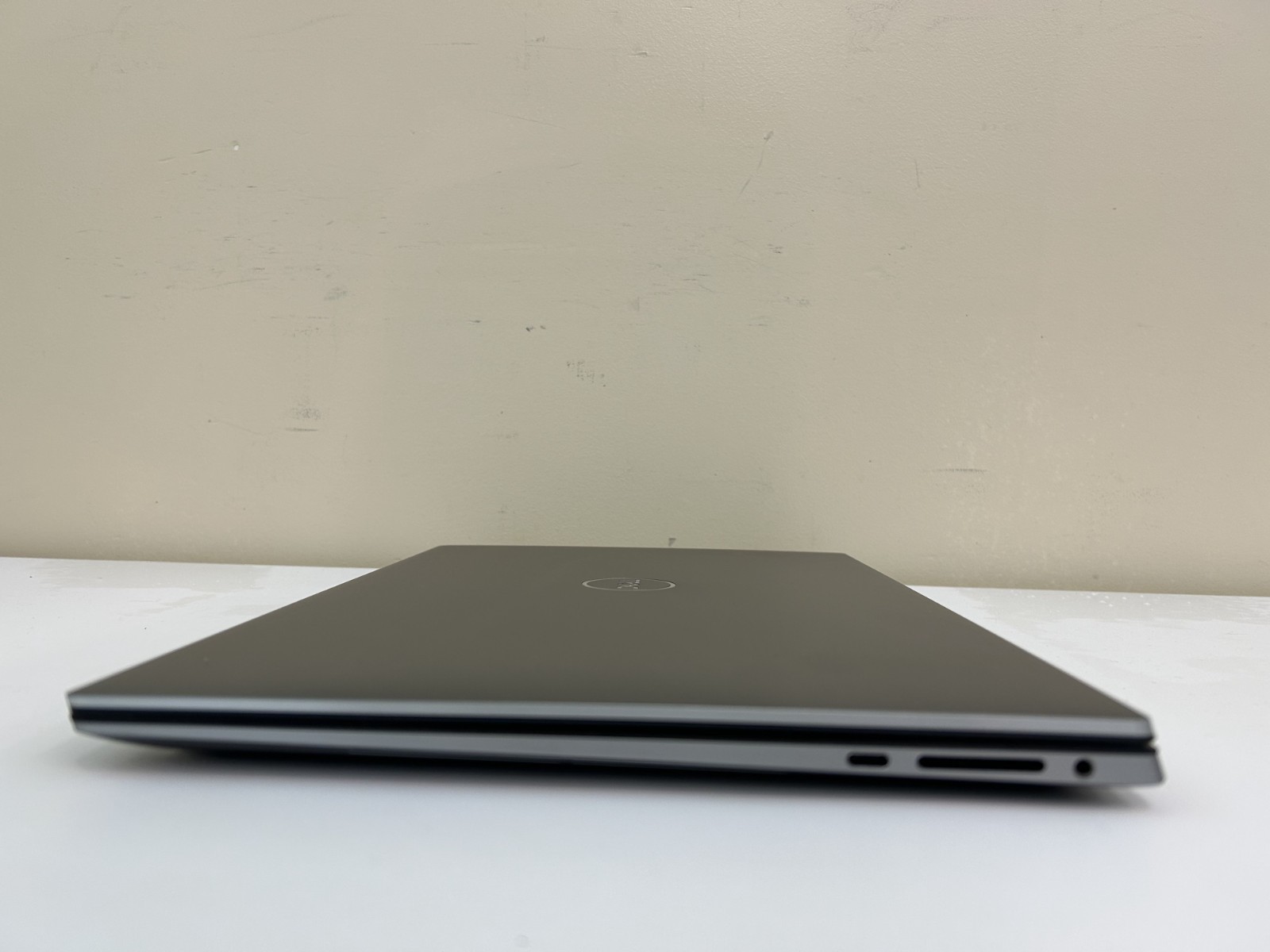LAPTOP Dell Precision 5550 15.6″ i7-10850H 1 TB NVMe SSD 32GB RAM Win 11 Pro
