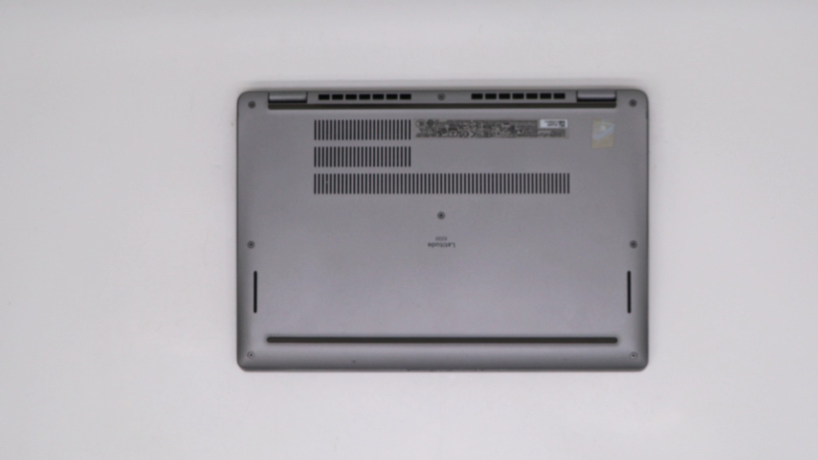 Dell Latitude 5330 13″ i7-1265u 16GB 512GB – Very Good