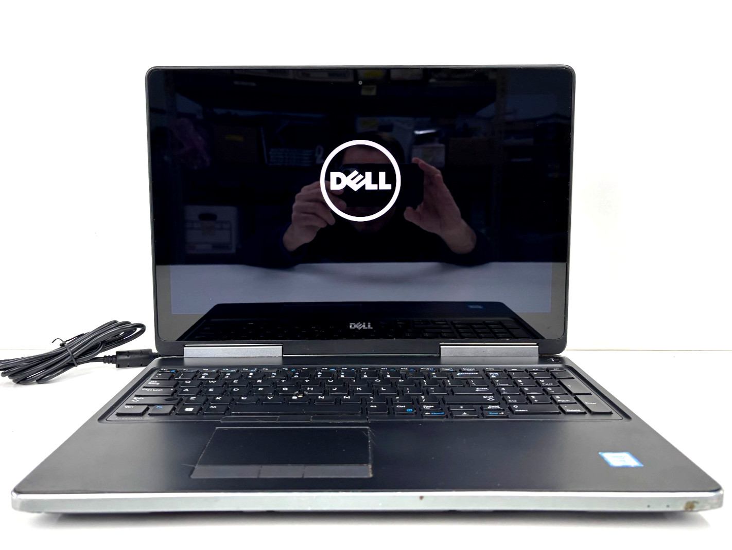 Dell Precision 7510 15.6″ Touchscreen I7-6920HQ 8GB NO SSD NO BATTERY PARTS
