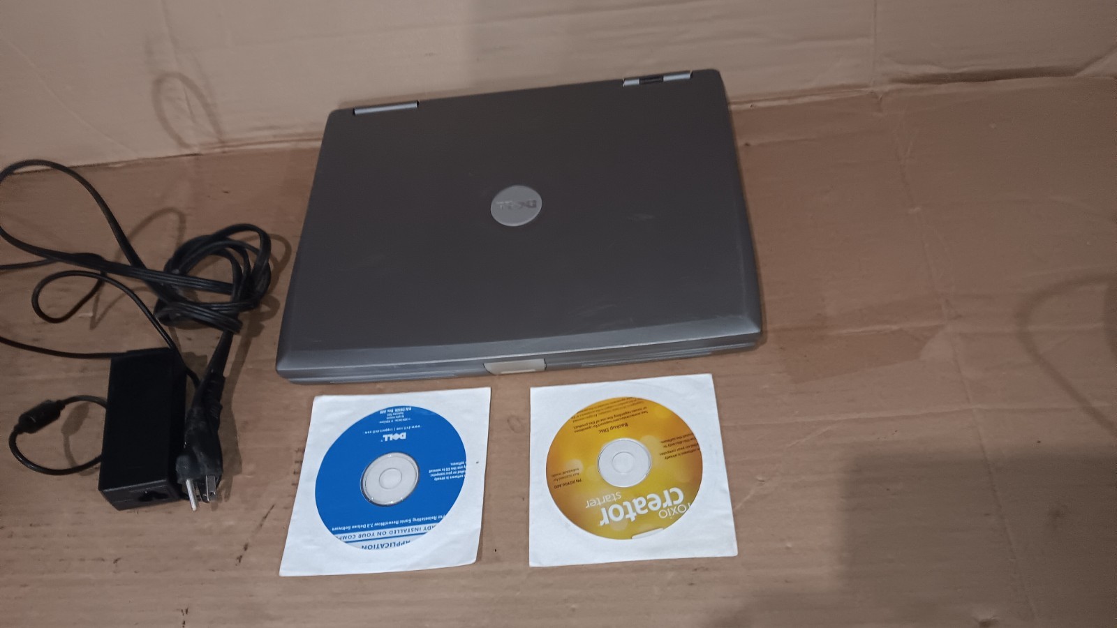 Vintage Dell Latitude D510 Laptop Windows XP pro SP3 Serial port Parallel port