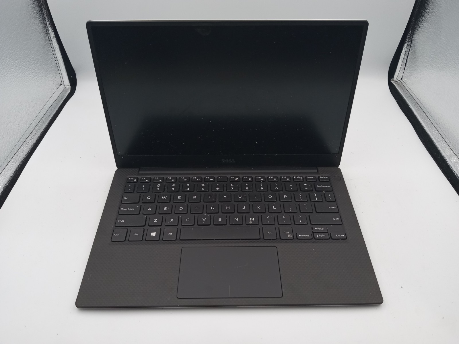 Dell XPS 13 9360 13″ Laptop Intel i3-7100U 4GB RAM – CRACKED SCREEN – READ -RR