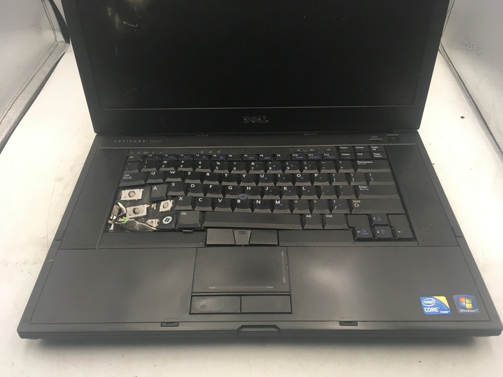 DELL INSPIRON 15 PP30LA – FOR PARTS/DRILLED MOBO – INTEL CORE 2 DUO – NO RAM -BB