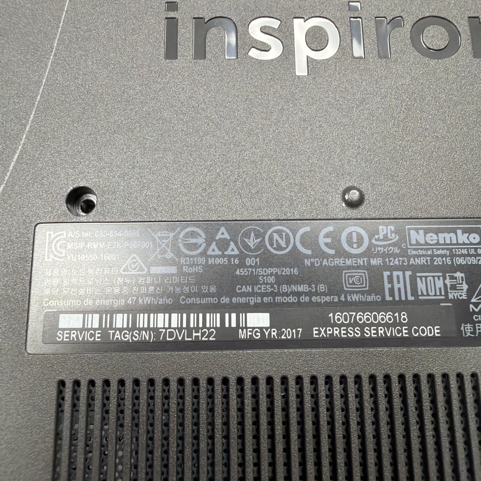 *PARTS/NO BOOT Dell Inspiron 15 5567 Laptop core i7-7500U NO RAM/HD/OS